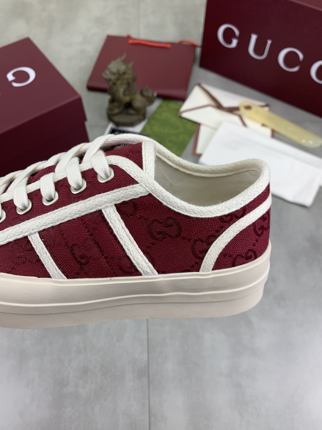 Gucci Women's Logo Canvas Platform Sneakers - Lightweight & Comfortable 8 cmp i1746377543477 9280 0 6