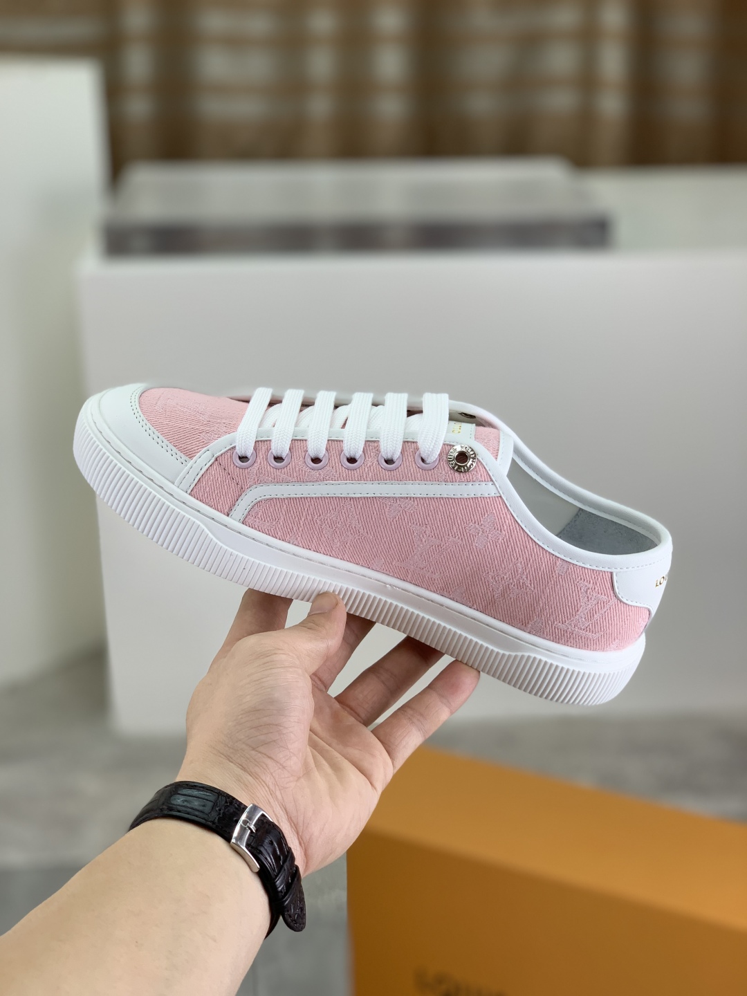 Louis Vuitton Time Out Sneakers Ss25 Murakami Takashi Collab, Pink Canvas 7 cmp i1746377786671 8215 0 5
