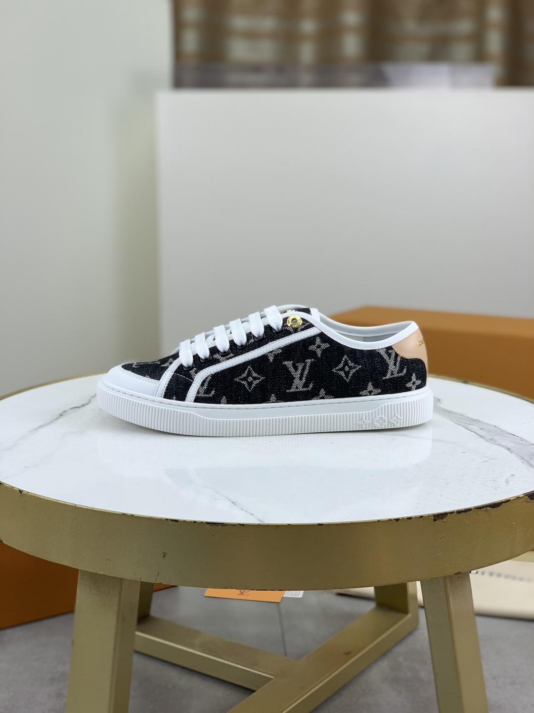 Louis Vuitton Time Out Monogram Sneakers Canvas Low Top Shoes Unisex 2 cmp i1746377801828 340 0 0