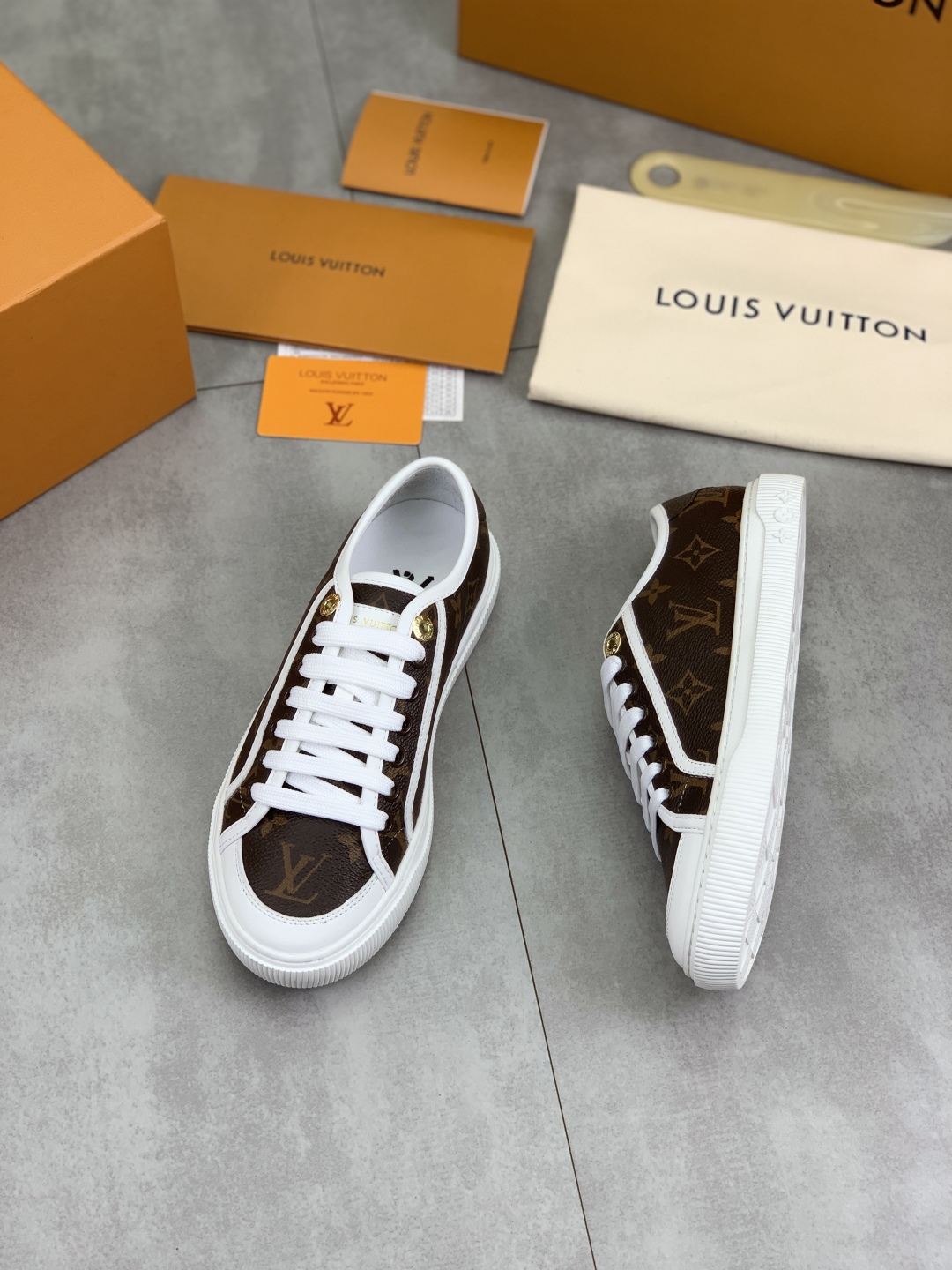 Louis Vuitton Time Out Monogram Canvas Sneakers,Classic Thick Sole,Autumn/Winter 6 cmp i1746377816312 4624 0 4