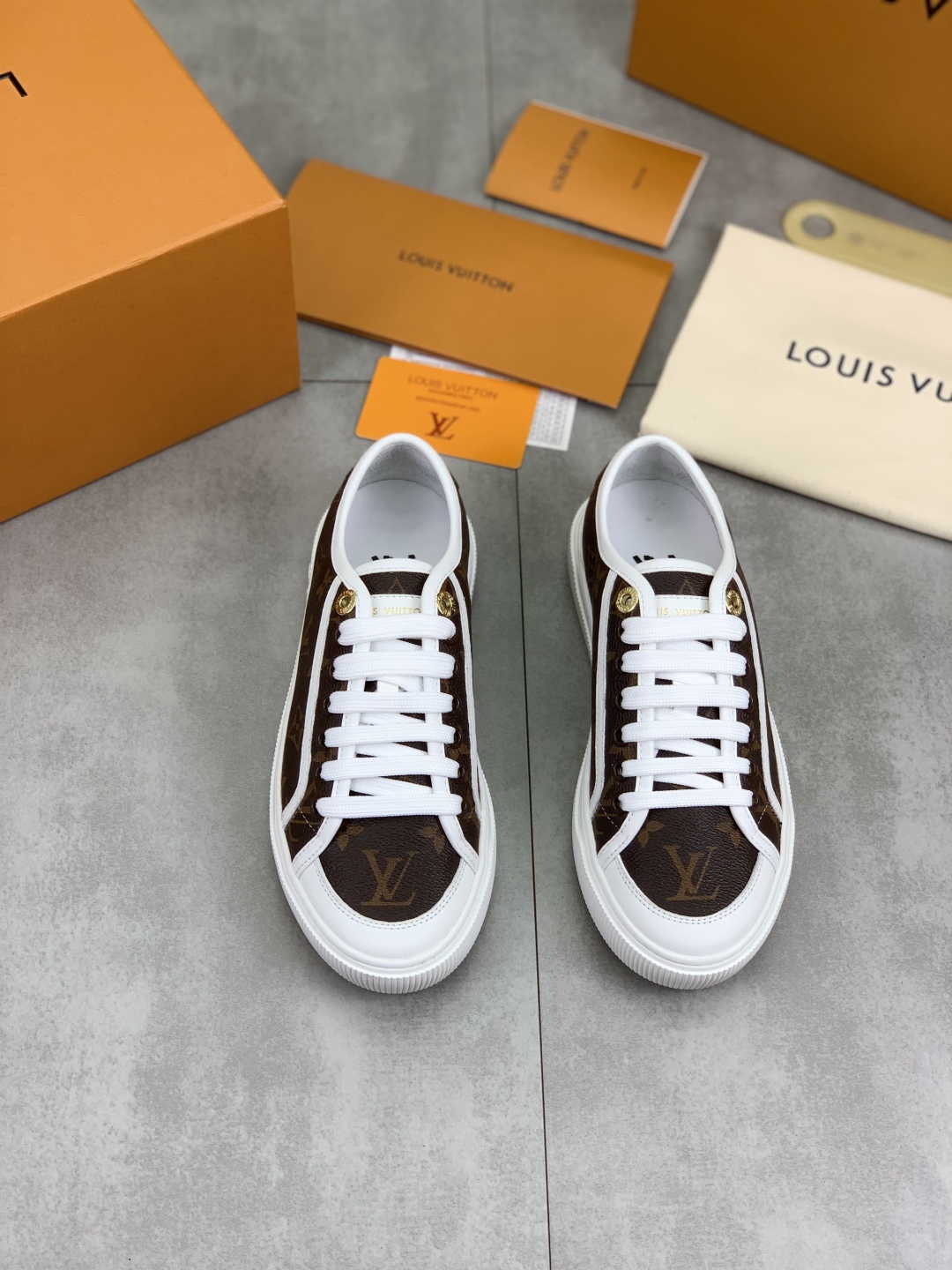 Louis Vuitton Time Out Monogram Canvas Sneakers,Classic Thick Sole,Autumn/Winter 3 cmp i1746377823738 7109 0 1