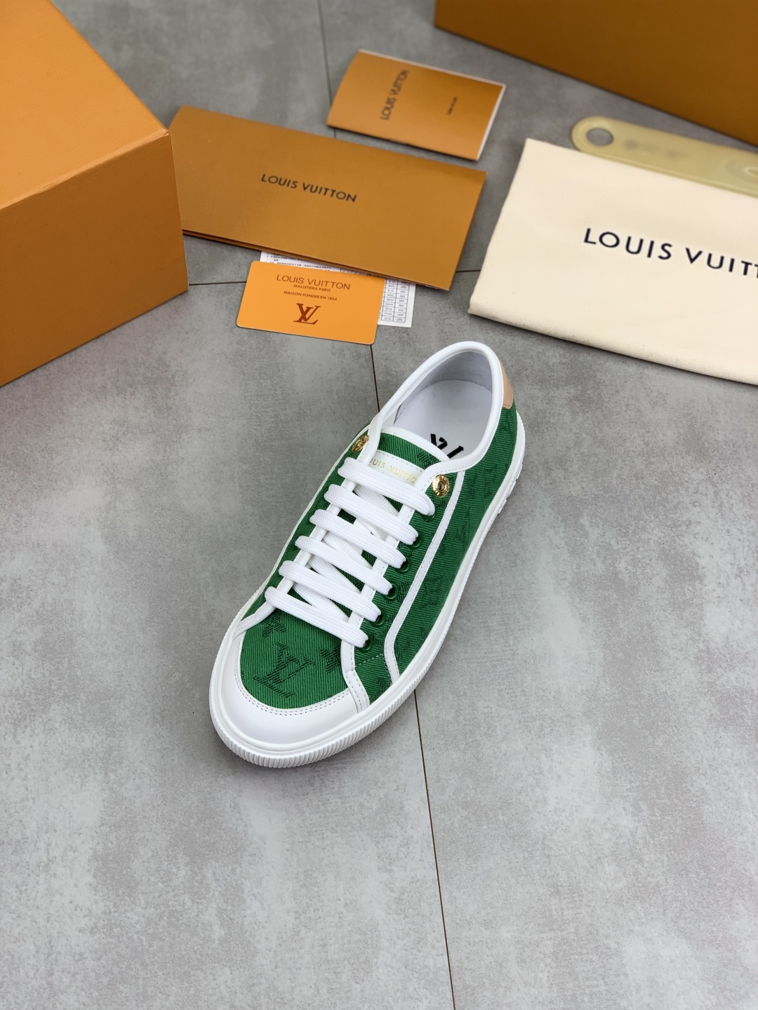 Louis Vuitton Time Out Sneakers - SS25 New Arrival - Thick Sole, Lightweight 5 cmp i1746377864413 80 0 3