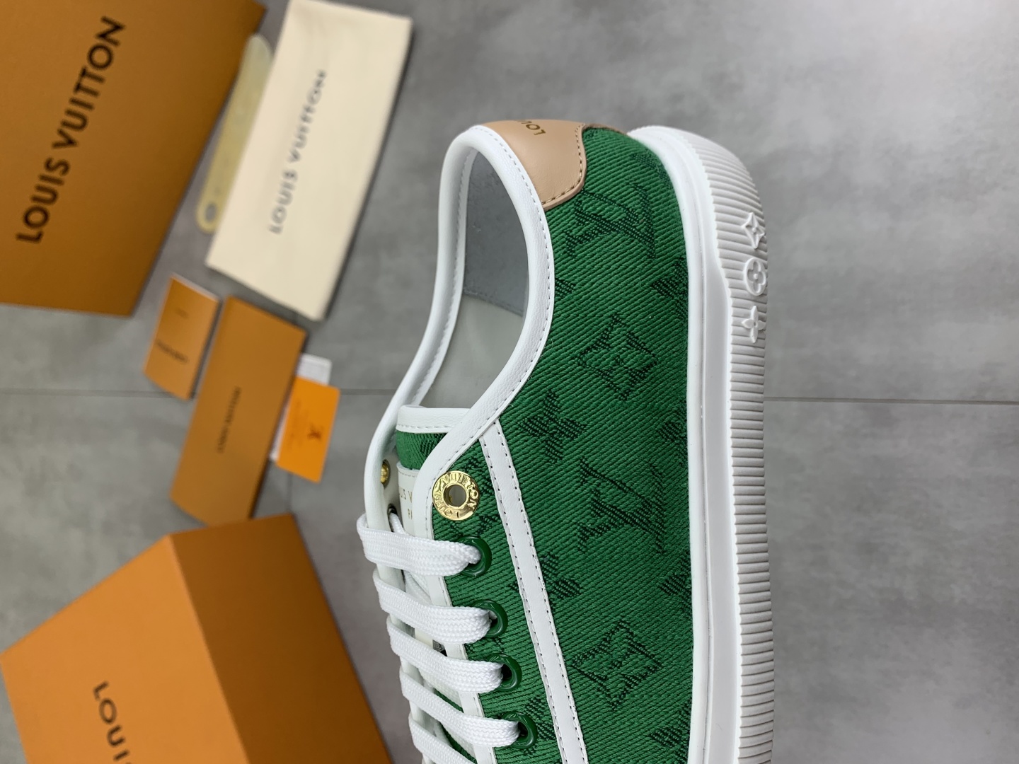 Louis Vuitton Time Out Sneakers - SS25 New Arrival - Thick Sole, Lightweight 8 cmp i1746377872369 6493 0 6
