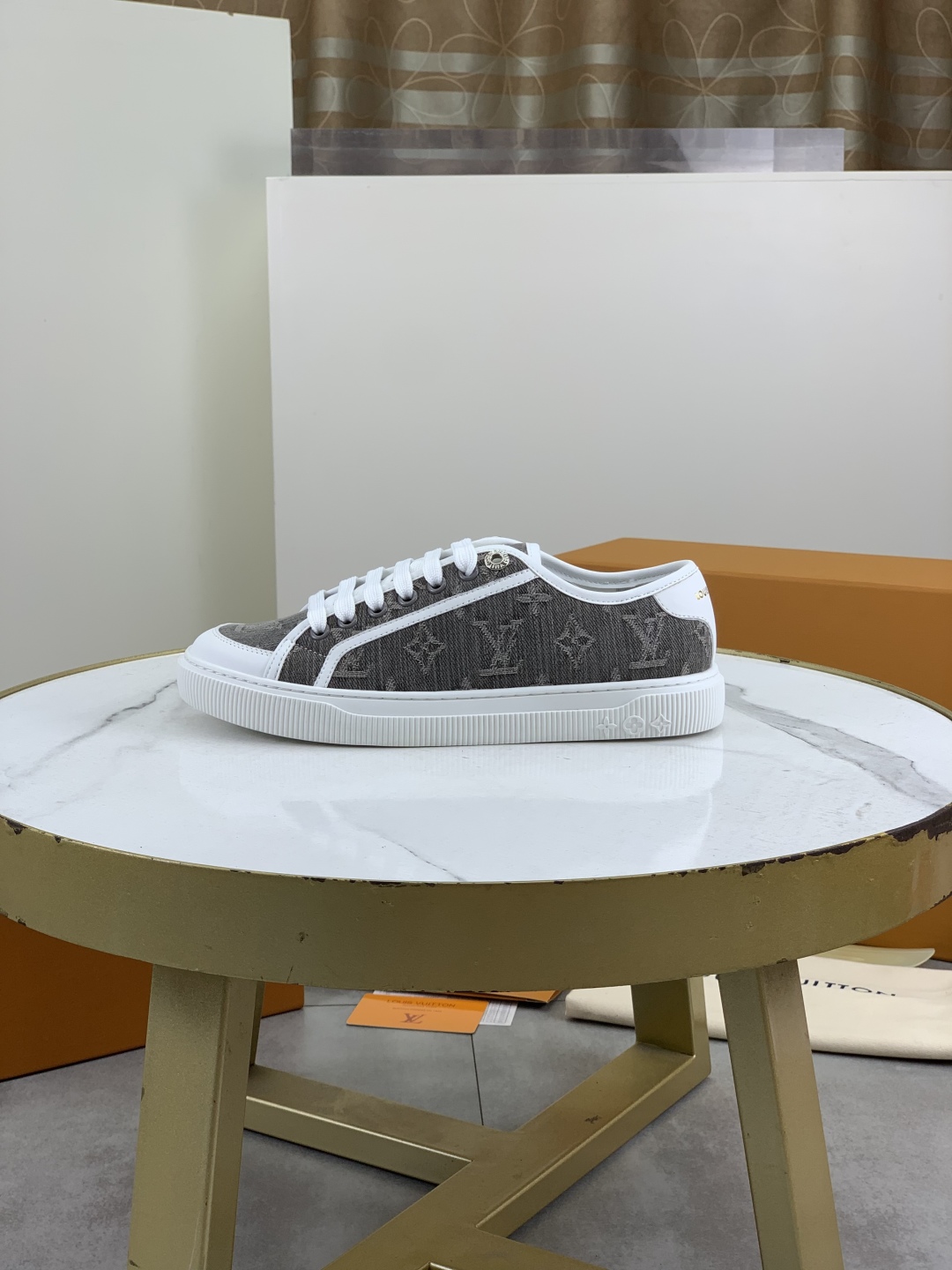 Louis Vuitton Time Out Sneakers SS25 Monogram Canvas - Couples' Shoes 1 Louis Vuitton Time Out Sneakers SS25 Monogram Canvas - Couples' Shoes