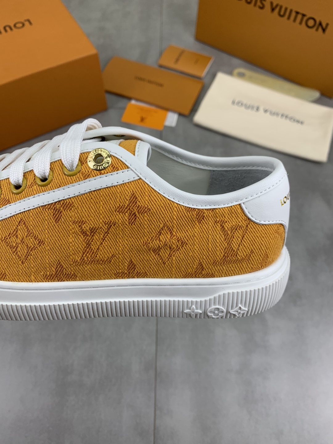 Louis Vuitton Time Out Sneakers, Classic Monogram Canvas, Limited Edition 8 cmp i1746377894765 8410 0 6