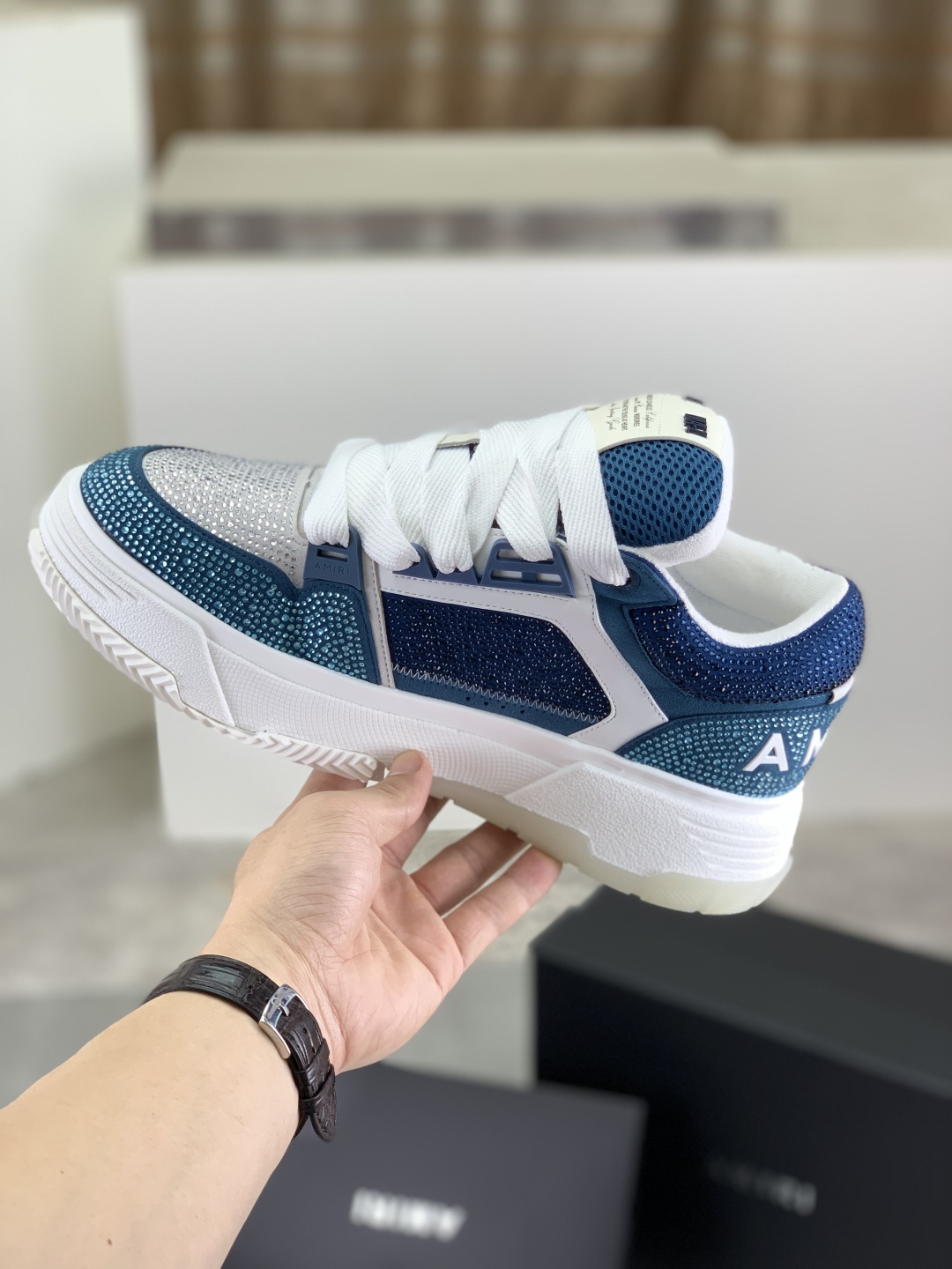 Amiri Crystal Embellished Leather Sneakers Designer Luxury Couple Shoes 7 cmp i1746378210667 2470 0 5