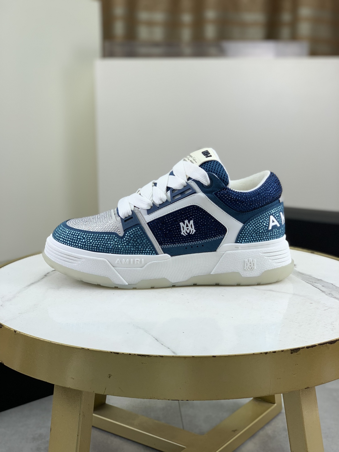 Amiri Crystal Embellished Leather Sneakers Designer Luxury Couple Shoes 2 cmp i1746378210670 7381 0 0