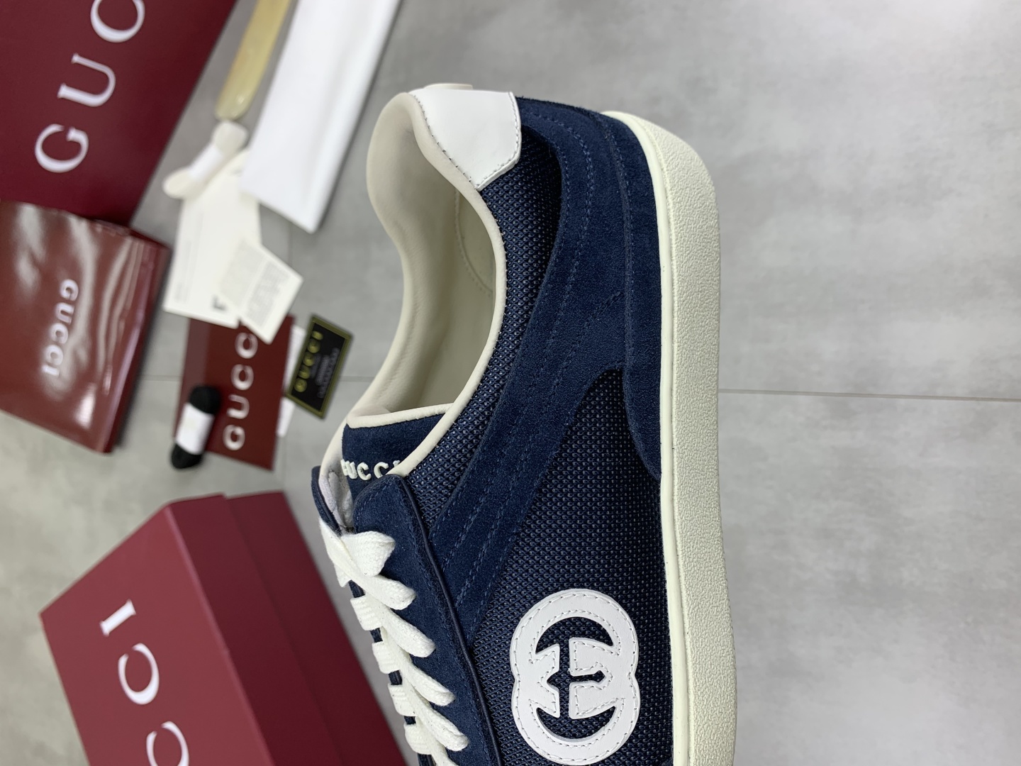 Gucci Women's Ace Sneaker - Stylish Logo Print Canvas with Comfortable Fit 8 cmp i1746378473258 3667 0 6