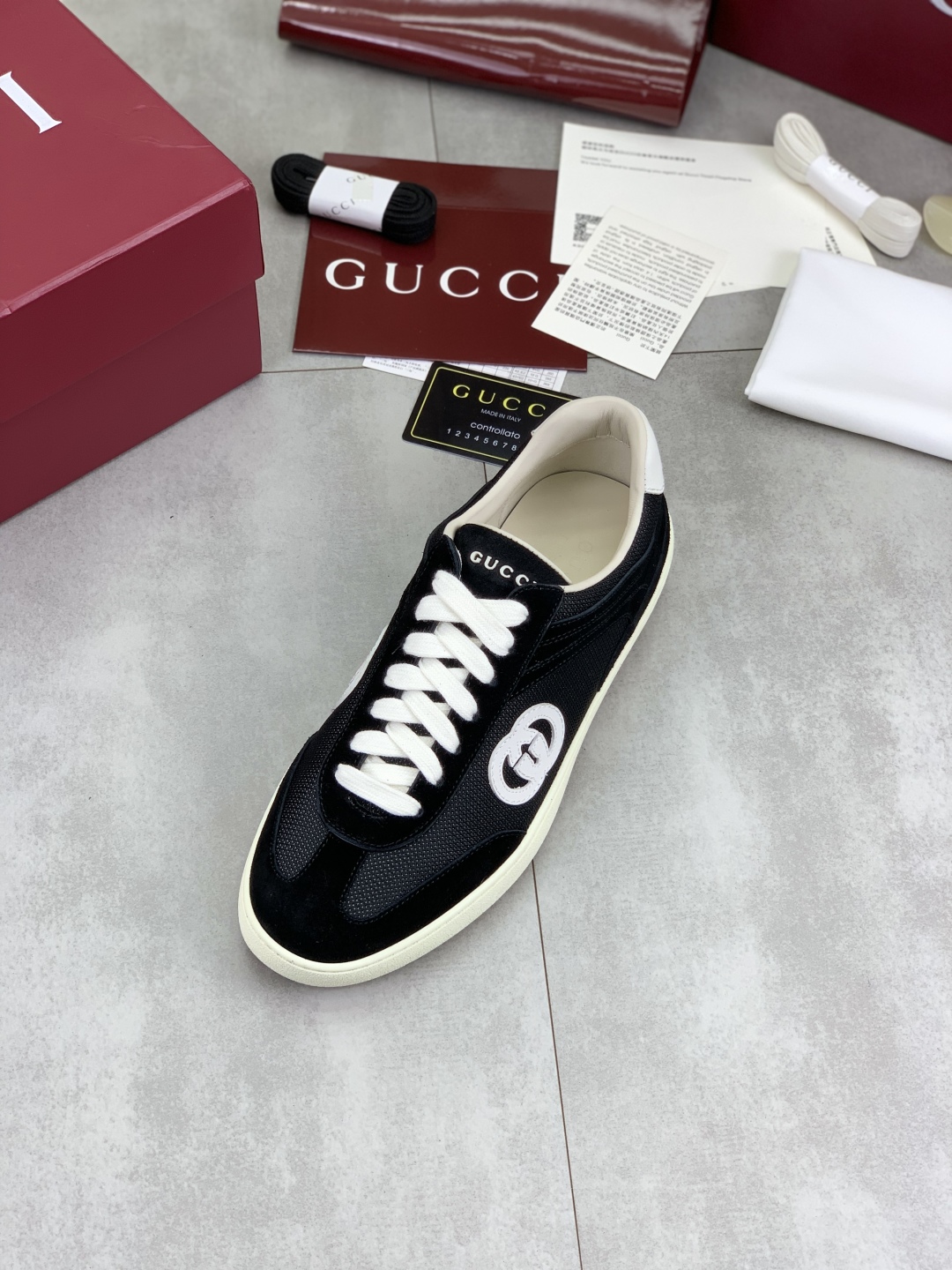 Gucci Women's Black Logo Canvas Sneakers, Lightweight and Comfortable 5 cmp i1746378489111 8507 0 3