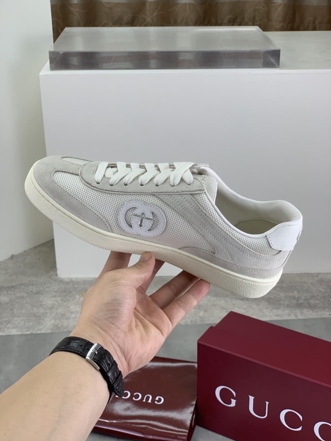 Gucci Women's , High-Quality Logo Fabric Sneakers, Lightweight and Comfortable 7 cmp i1746378506306 3173 0 5