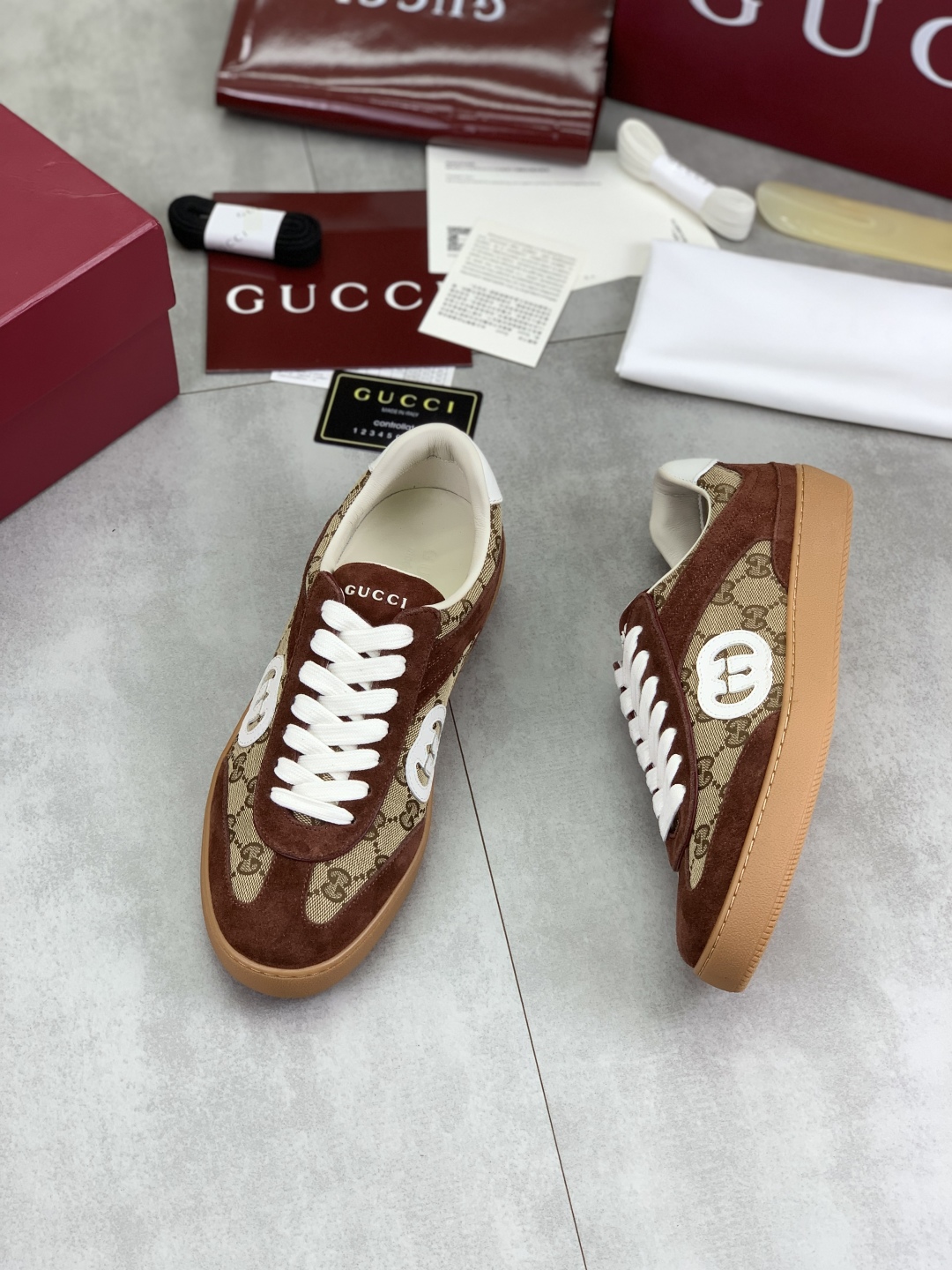 Gucci Women's GG Canvas & Suede Trim Sneakers - Comfortable & Stylish 6 cmp i1746378538573 2869 0 4