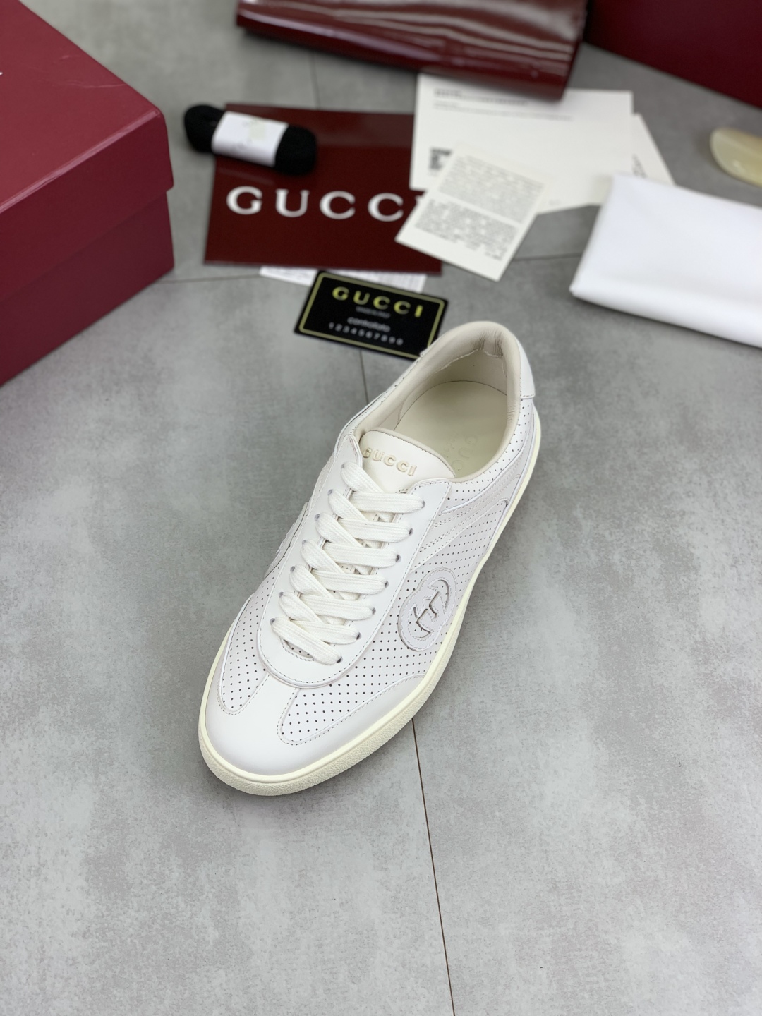 Gucci Women's White Leather Screener Sneaker with Interlocking G 5 cmp i1746378542264 5517 0 3