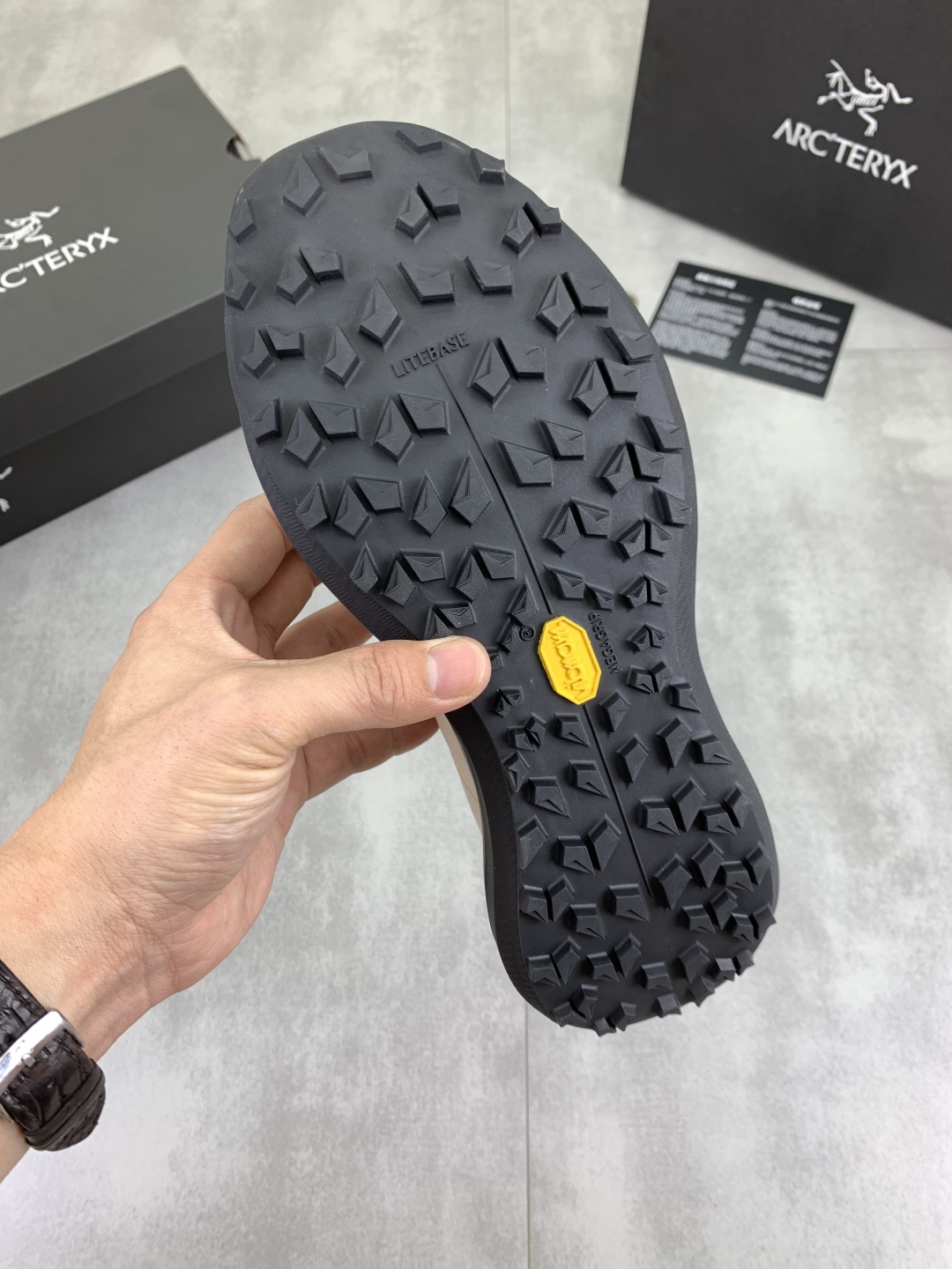 Precio de fábrica P330 Precio real Nuevos zapatos de principiante Finalmente en un futuro próximo of