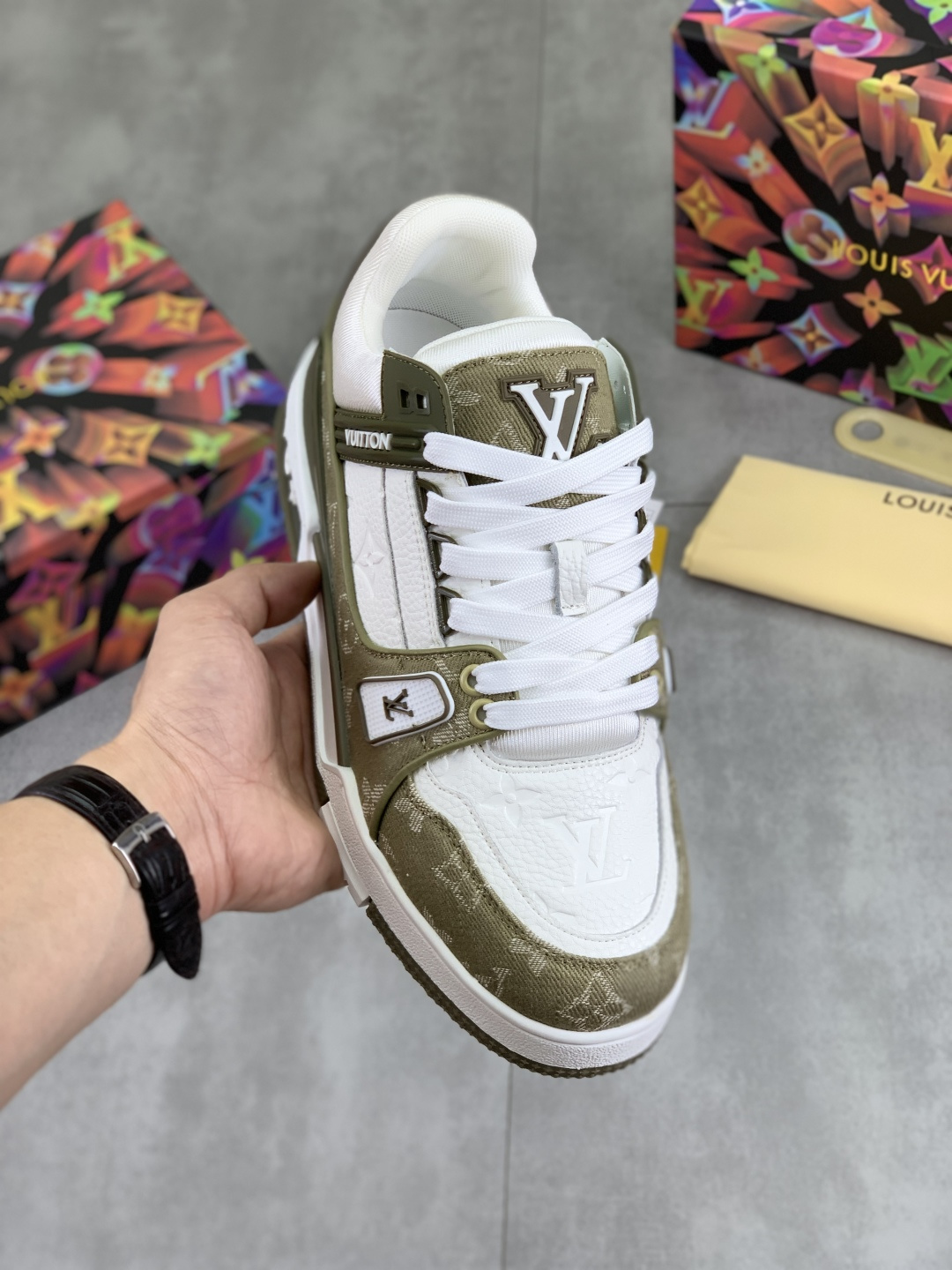 NO:344456,Real price [LOUIS VUITTON) (original order) new LV Louis Vuitton *—LV classic trendy shoes!  Use imported original cowhide with water-dyed cowhide inner lining. The latest original wear-resistant rubber combination bottom!  High-quality quality!  A variety of colors are available, code count 38-46, louis vuitton, louis vuitton, louis vuitton, cowhide19860909实价【LOUIS VUITTON）（原单）新款LV路易威登 *——LV经典潮鞋！选用进口原版牛皮 水染牛皮内里.最新款原版耐磨橡胶组合大底！高品质精品！多款颜色可选,码数38-46,,louis vuitton,louis vuitton,louis vuitton,cowhide,Men's shoes