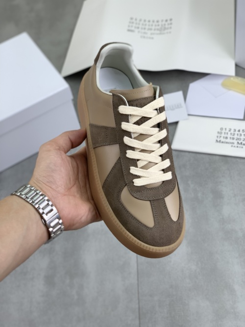 Maison Margiela Replica Leather and Suede Sneakers Lace-up Round Toe 1 Maison Margiela Replica Leather and Suede Sneakers Lace-up Round Toe