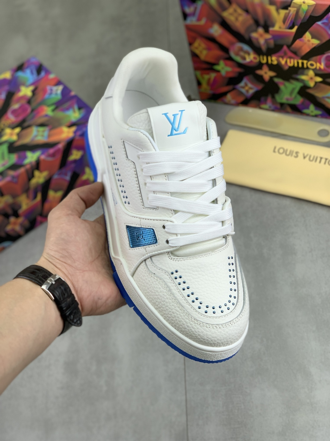 NO:604294,Actual price [LOUIS VUITTON] (original order) new LV Louis Vuitton *——LV classic trendy shoes!  Made of imported original cowhide and water-dyed cowhide lining. The latest original wear-resistant rubber combination outsole!  High quality products!  Various colors available, code size 38-46, louis vuitton, louis vuitton, louis vuitton, cowhide19860909实价【LOUIS VUITTON）（原单）新款LV路易威登 *——LV经典潮鞋！选用进口原版牛皮 水染牛皮内里.最新款原版耐磨橡胶组合大底！高品质精品！多款颜色可选,码数38-46,,louis vuitton,louis vuitton,louis vuitton,cowhide,Men's shoes