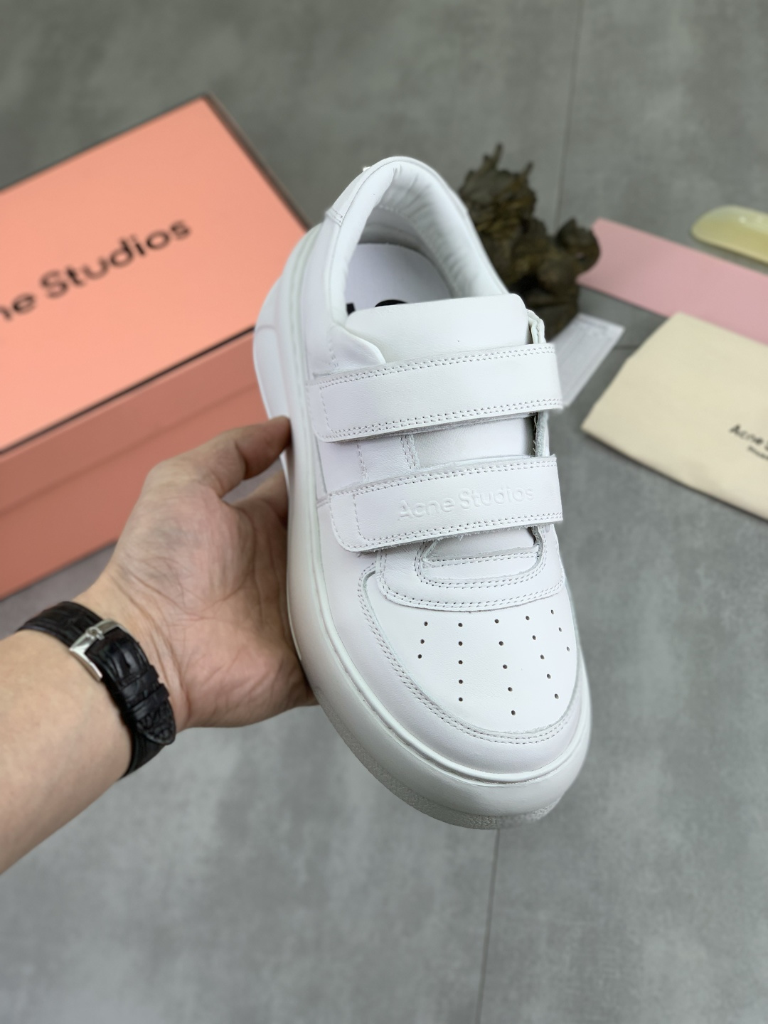 NO:621211,Acne Studios smiling face genuine leather casual white shoes, fabric cowhide, cowhide lining, sole original mold, size 35-40, (34 41 customized),,acne studios,dior,cowhide19860909Acne Studios笑脸真皮休闲小白鞋 面料牛皮 内里牛皮内里 鞋底原版开模 尺码35-40,（34 41定做）,,acne studios,dior,cowhide,Men's shoes