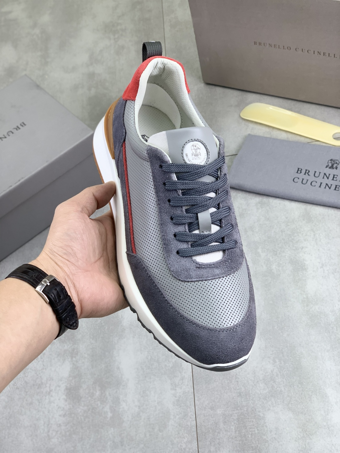 Brunello Cucinelli Men's Leather Low Top Sneakers - Lightweight & Comfortable