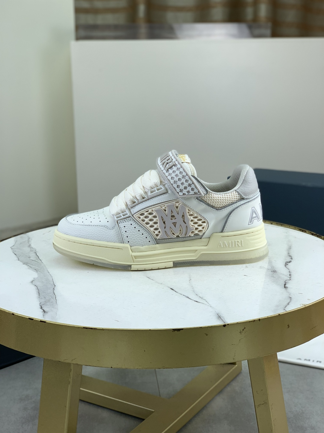 NO:745392,Actual price [Amiri] Velcro series Amiri - high-end quality original order casual shoes for couples - upper Nappa calfskin, suede cowhide, shoe body canvas hot craftsmanship - lining brand mesh canvas cloth - outsole ultra-light TPU·rubber; multi-color molded outsole - ultra-high quality control·exquisite workmanship (high-end·luxury·grade) -size  Male 40-45. Female 35-41 (men’s sizes will be shipped first, women’s sizes will be shipped later),,amiri,cowhide19860909实价【 Amiri】魔术贴系列 埃米尔 -高端品质 原单 情侣款休闲鞋 -鞋面纳帕小牛皮、反绒牛皮、鞋身帆布热切工艺 -内里品牌网帆布布匹 -大底超轻tpu·橡胶; 多色成型大底 -超高品控·做工精致凸显(高端·贵气·档次) -size 男40-45.女35-41（先出男码,女码后期出货）,,amiri,cowhide,Men's shoes