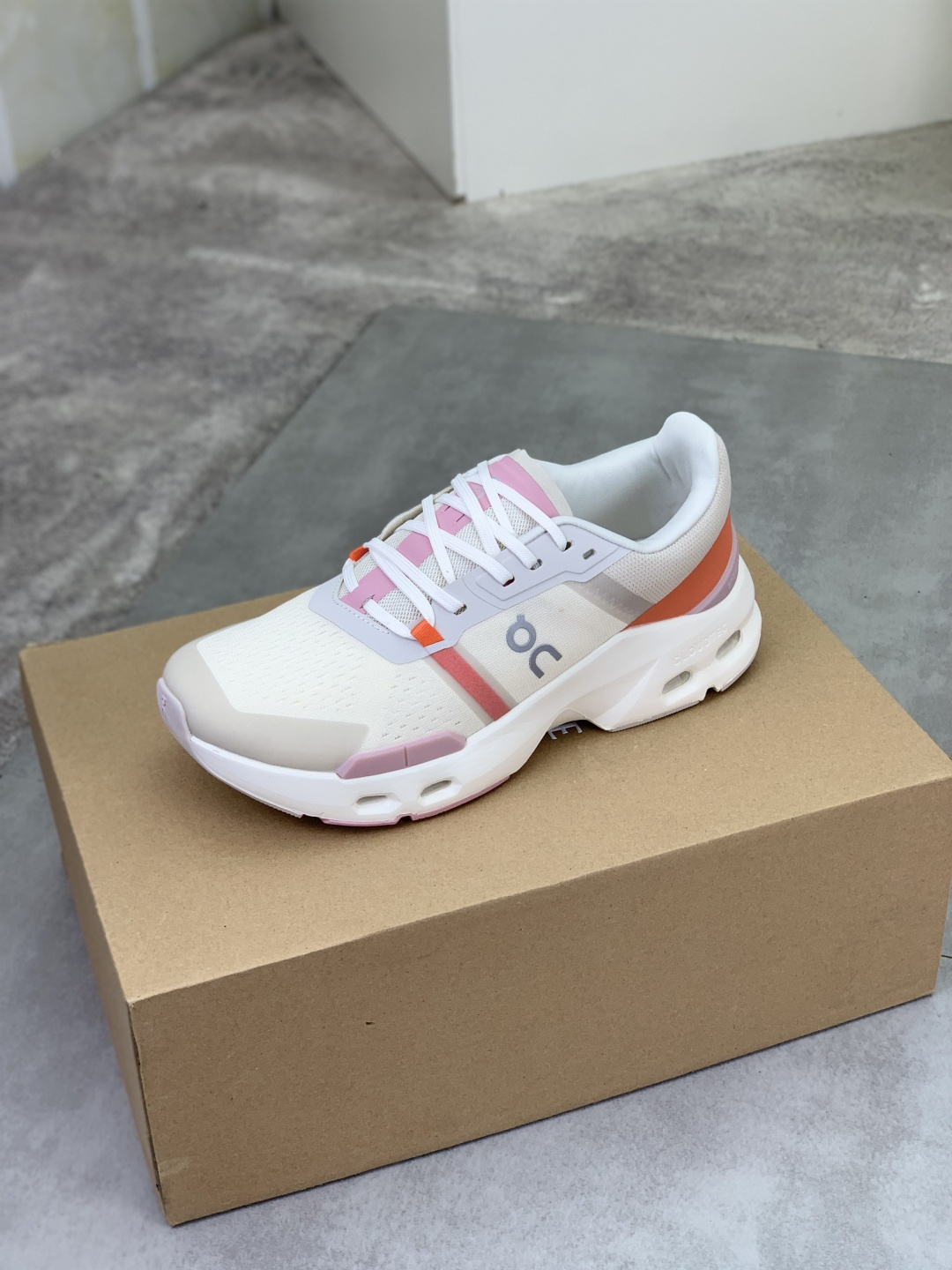 LOEWE women's shoes Factory Price: New Launch of Prada’s Loewe Co-branded 3.0 Series — photo 4
