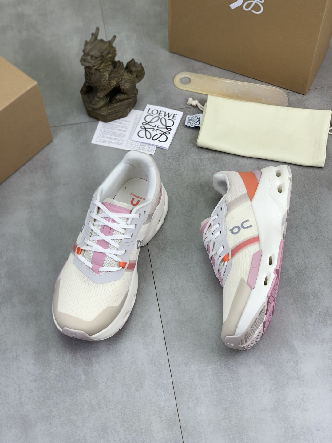 LOEWE women's shoes Factory Price: New Launch of Prada’s Loewe Co-branded 3.0 Series — photo 3