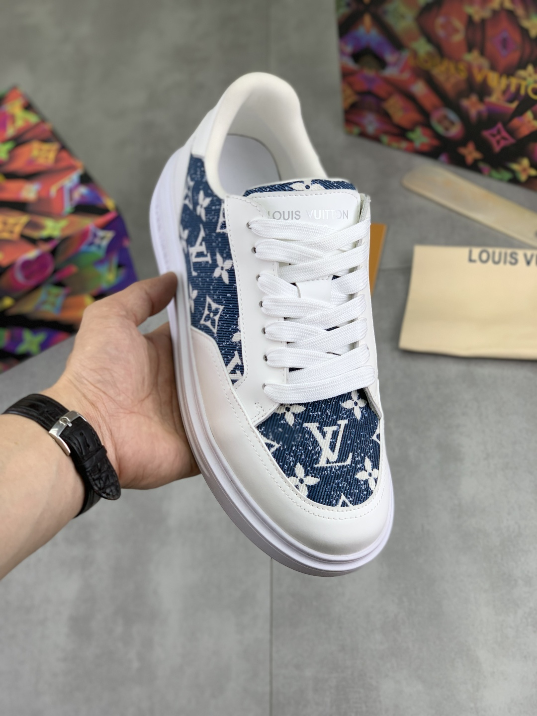 NO:781525,[Real price] High-quality cowhide [Louis Vuitton] LV official website's latest casual and fashionable men's shoes are simple and elegant, exclusive for trendy men. Unique official website's latest brand elements are original decoration, fashionable and generous, the fabric is made of original denim, comfortable and breathable mesh lining cowhide feet. The official website specifies wear-resistant casual outsole, classic actual shooting color 5 colors optional code number 38-44 full set of packaging, louis vuitton, louis vuitton, cowhide19860909【实价】高品质牛里【路易威登】lv官网最新款休闲时尚男鞋爆款版型简洁大气,潮男专属.独有的官网最新品牌元素原版装饰,时尚又大方,面料采用原版牛仔布 舒适透气网布内里牛皮垫脚 官网指定耐磨休闲大底,经典款实物拍摄颜色5色可选码数38-44 全套包装,,louis vuitton,louis vuitton,cowhide,Men's shoes