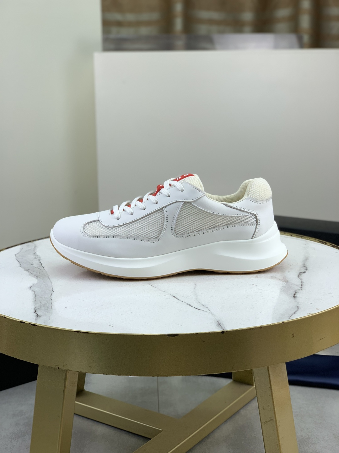 NO:831613,Actual price, top version, popular models on the official website, trendy brands (Prada) mainly promote popular models, avant-garde and versatile fashionable men's shoes, private version molding, cowhide surface splicing 11.. Stylish and simple, original imported cowhide lining and cowhide feet; the atmosphere and personality are more fashionable, eye-catching and pursuing class. It will subvert old ideas and be a must-have for fashionistas who want to spend time with you! Must keep it for yourself!  Tall and comfortable TPU foam outsole, high-end quality workmanship. Size 38-44 (45 customized) 4 colors available.,, prada, prada, cowhide19860909实价 顶级版本 官网爆款上市, 潮牌（普拉达Prada）主推爆款,前卫百搭时尚男鞋私版开模,牛皮面拼接11..时尚干脆、原版进口牛皮内里牛皮垫脚；大气个性更潮更抢眼更追求档次,它将颠覆旧念,与您共度时尚潮人必备! 必自留 ! 高大上的舒适TPU发泡大底,高端品质做工.码数38-44（45定做）4色可选.,,prada,prada,cowhide,Men's shoes