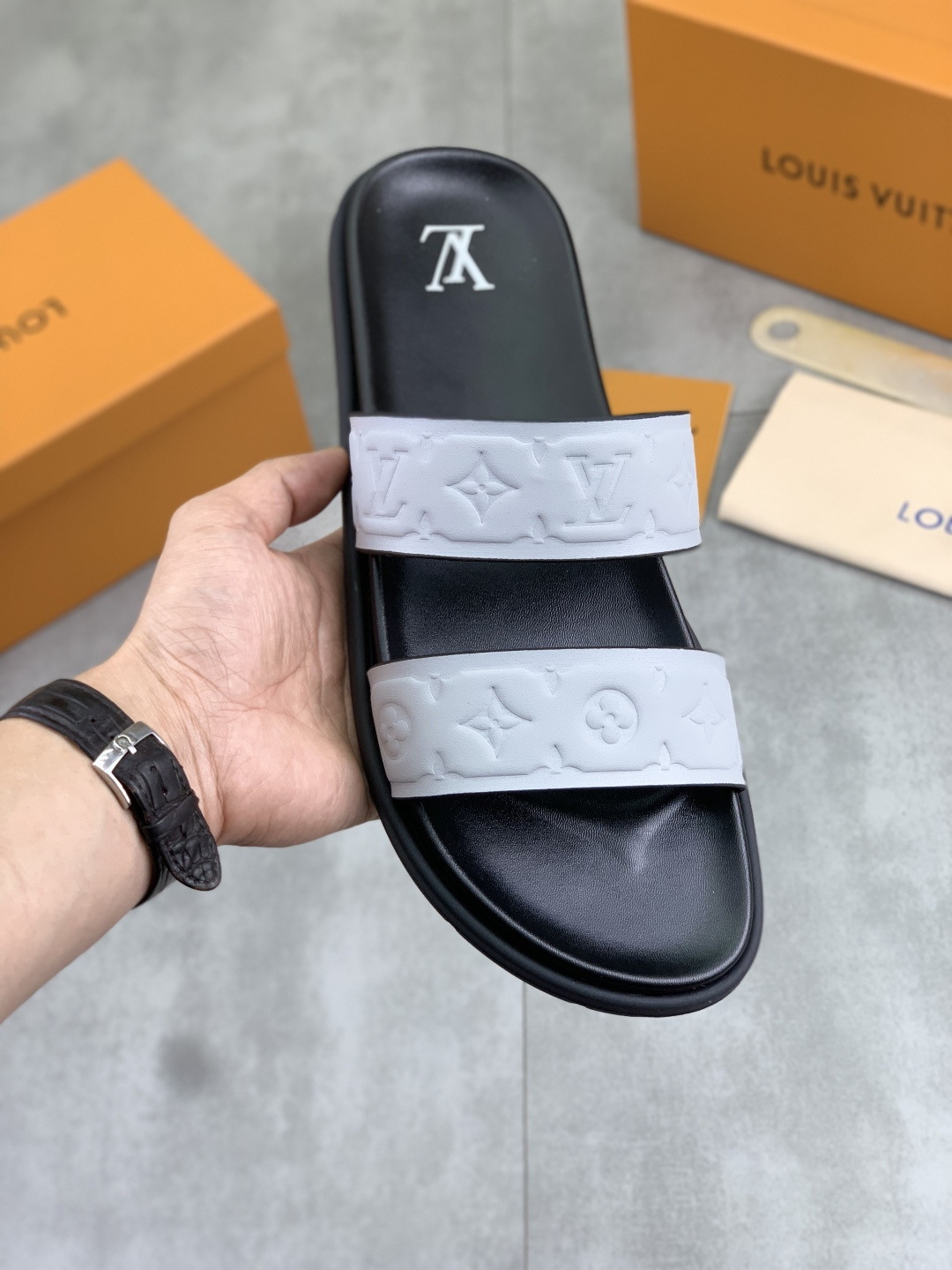 루이비통 신발 83877 Louis Vuitton Shoes