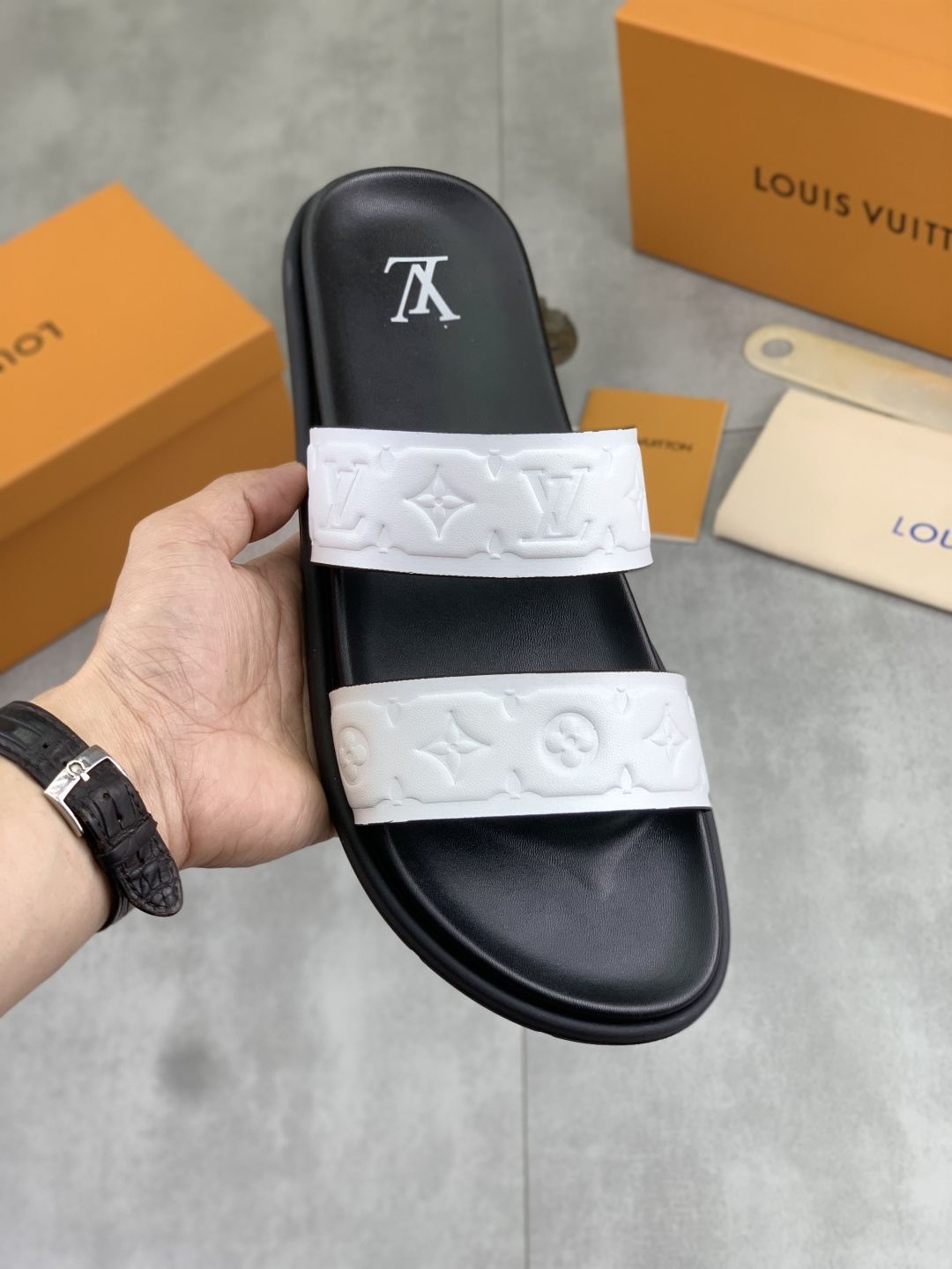 루이비통 신발 83878 Louis Vuitton Shoes