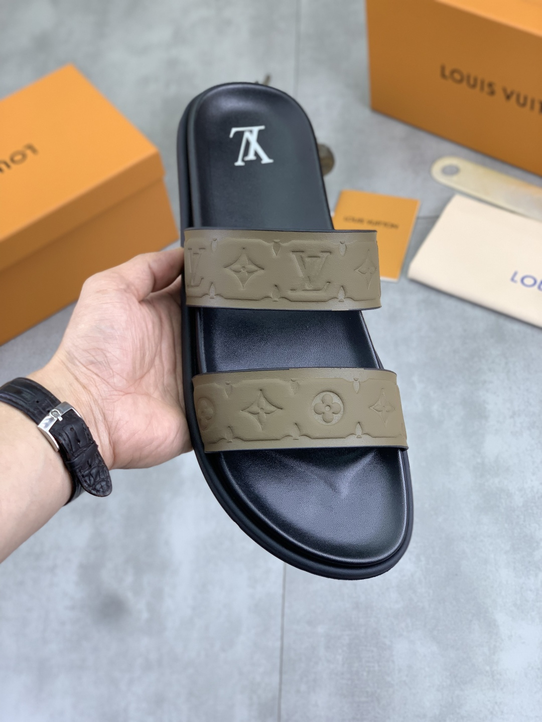 루이비통 신발 83884 Louis Vuitton Shoes