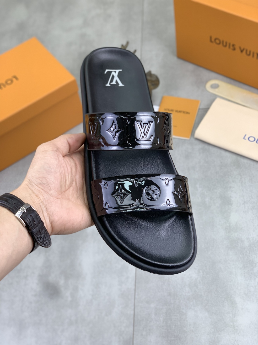루이비통 신발 83885 Louis Vuitton Shoes