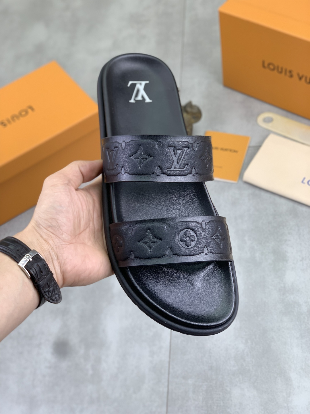 루이비통 신발 83886 Louis Vuitton Shoes