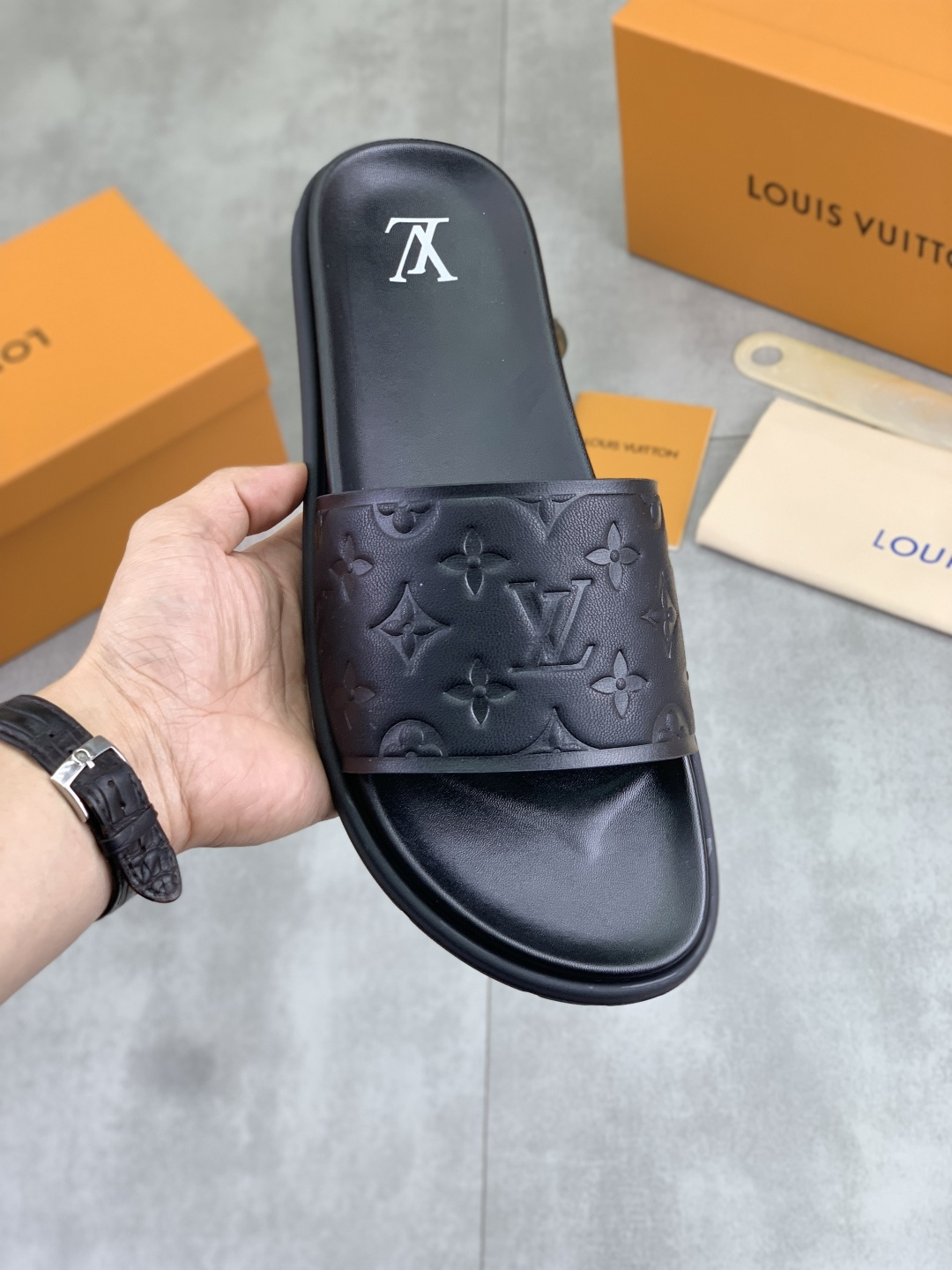 루이비통 신발 83897 Louis Vuitton Shoes