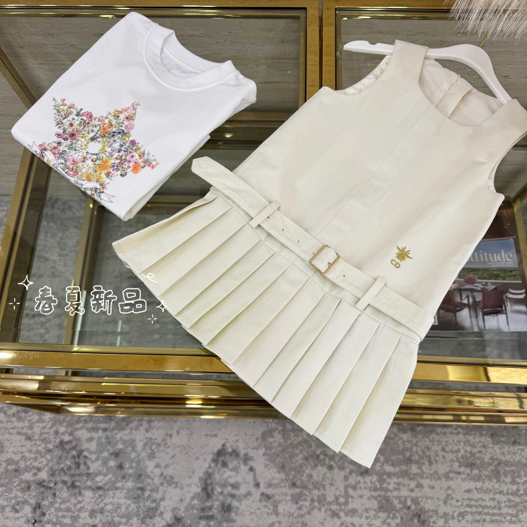 Vestido sin mangas 👗 tallas 100-160 @138 ⚠️No se aceptan devoluciones ni cambios. Foto plana. Detalles y apreciación.