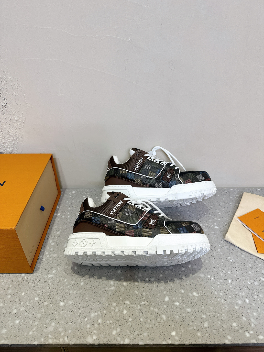 Louis Vuitton Vuitton 路易威登 胖嘟嘟 胖丁 滑板鞋 休闲 运动鞋