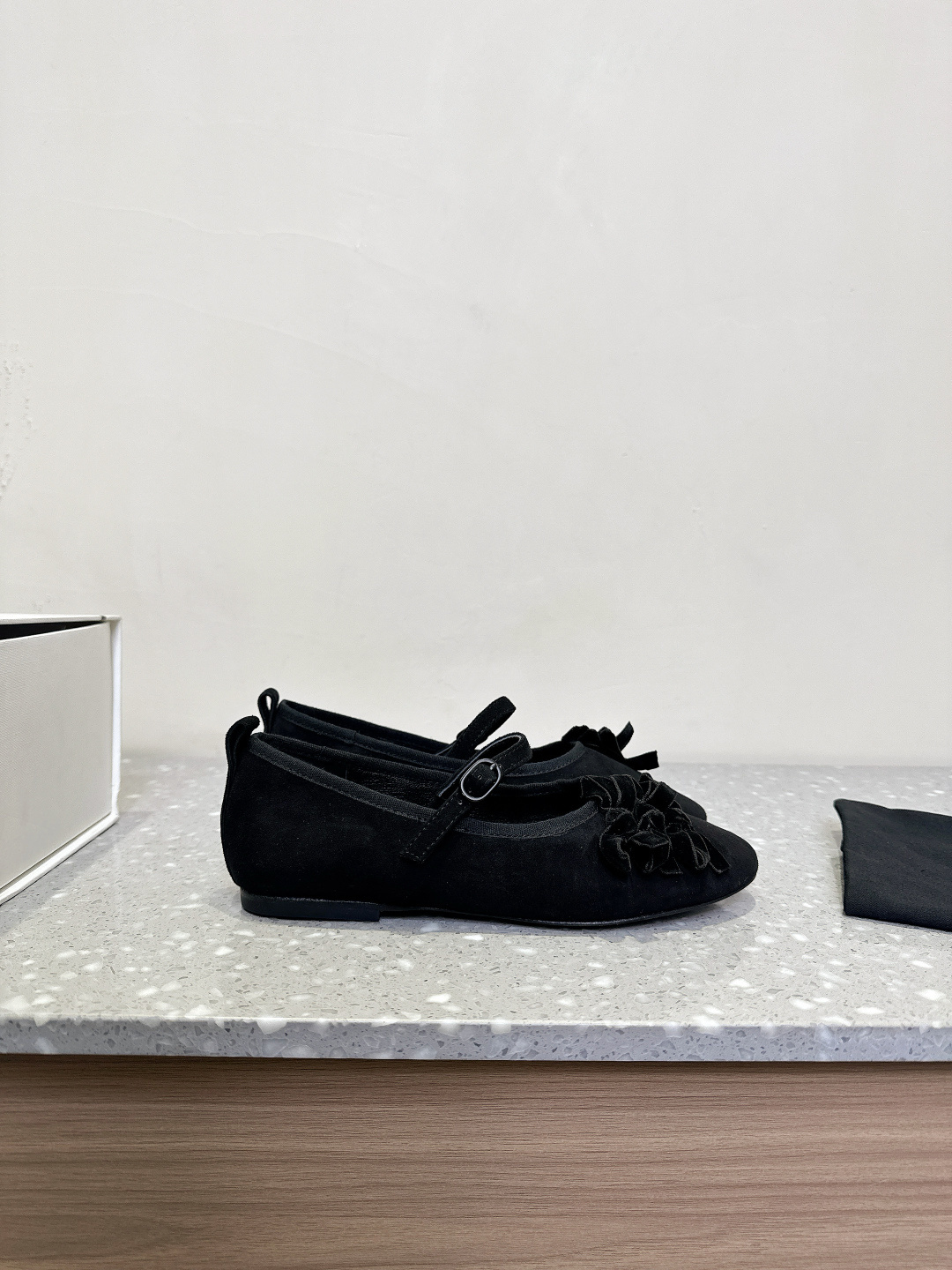 Fashionable Mary Jane Shoes for Unique Street Style: Spring and Summer Collection