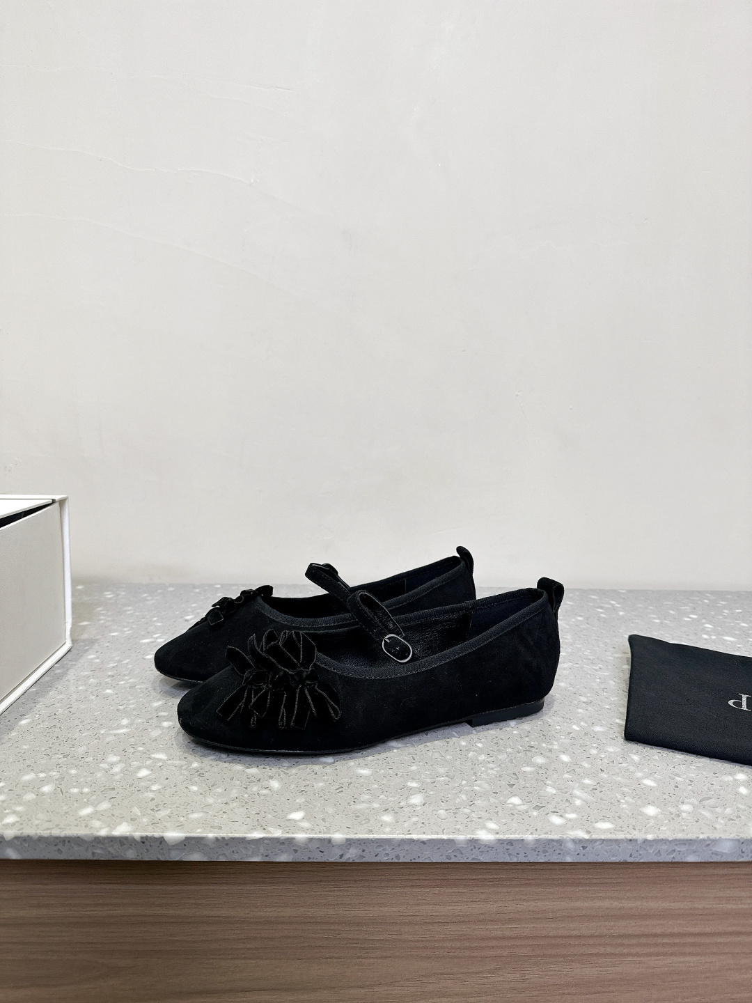 Fashionable Mary Jane Shoes for Unique Street Style: Spring and Summer Collection - 图片 4