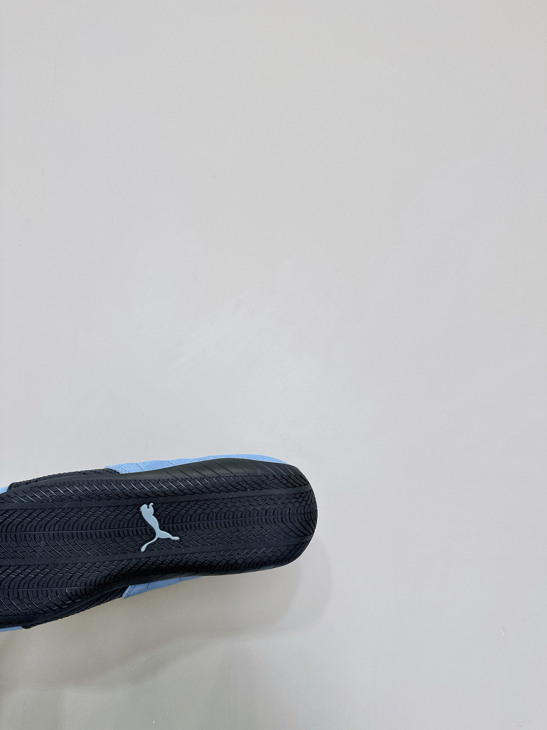 PUMA Spring and Summer Collection: Unique Retro Shoes with Cross-Border Cooperation - 图片 9