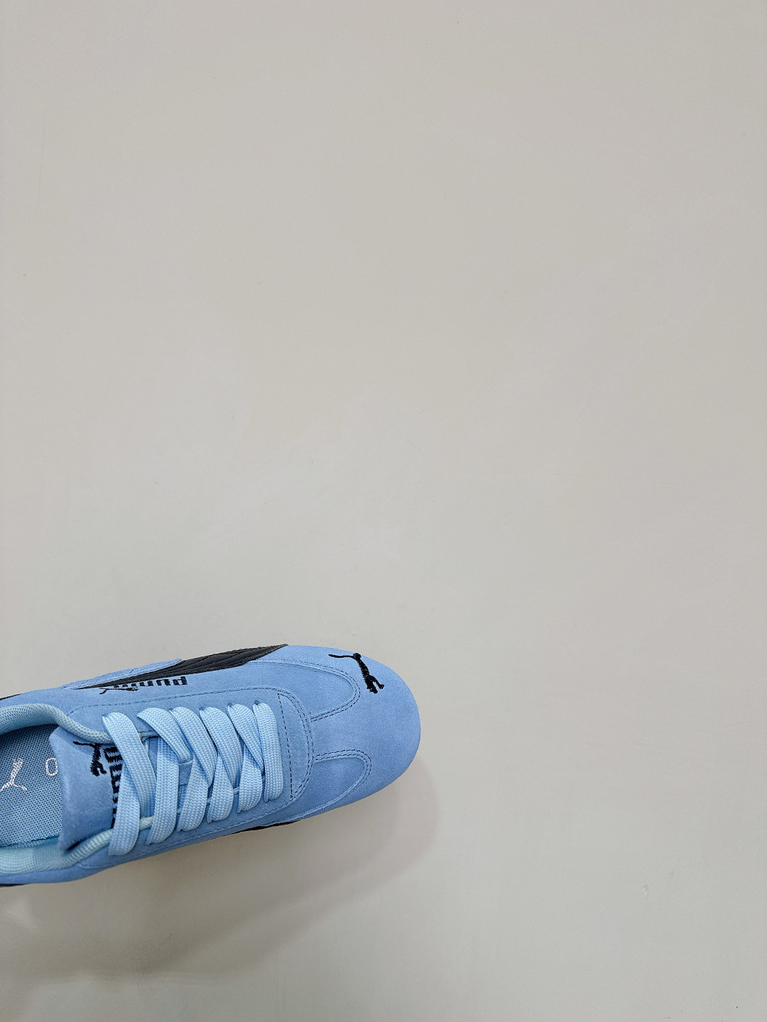 PUMA Spring and Summer Collection: Unique Retro Shoes with Cross-Border Cooperation - 图片 8