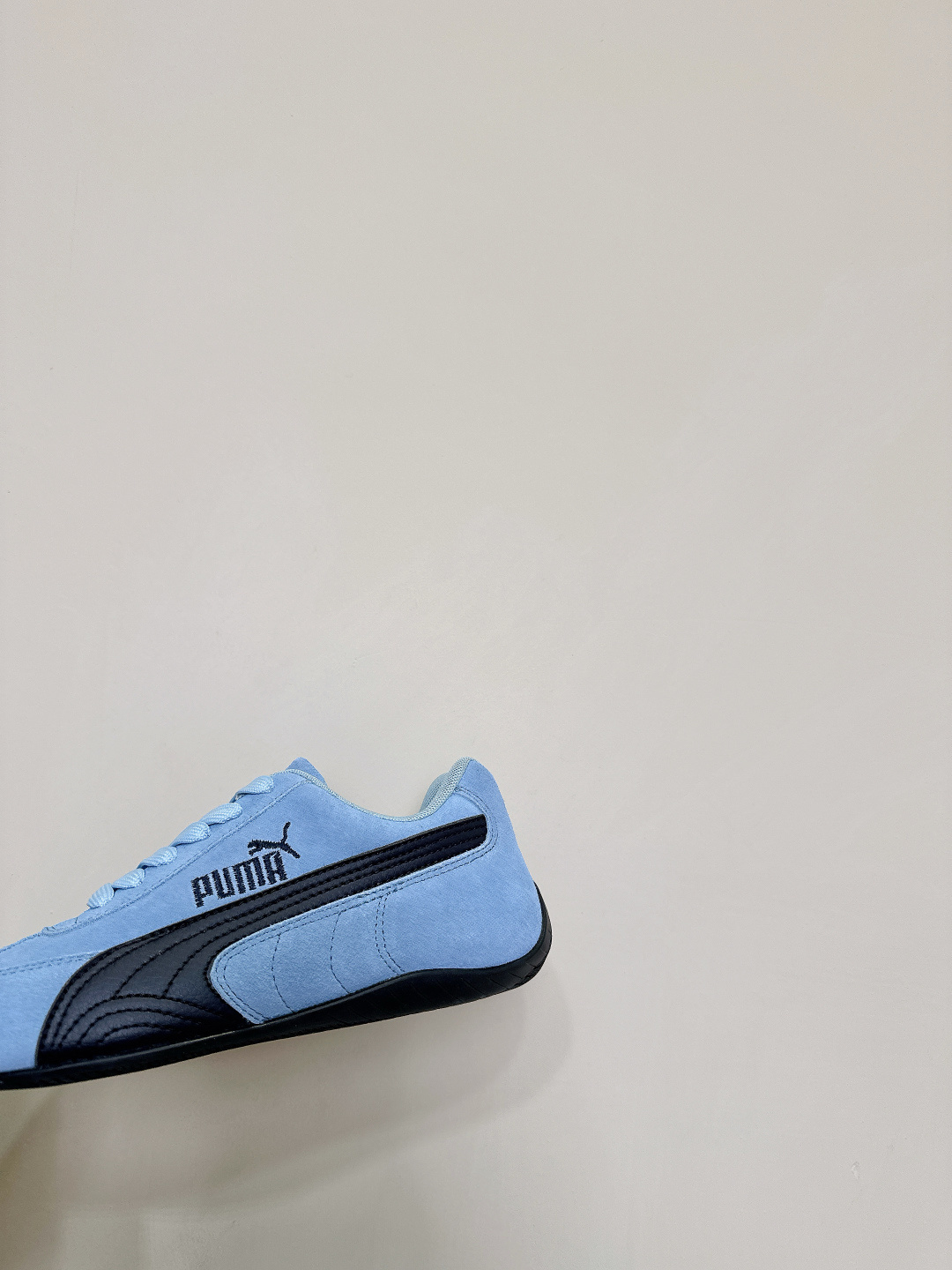 PUMA Spring and Summer Collection: Unique Retro Shoes with Cross-Border Cooperation - 图片 7