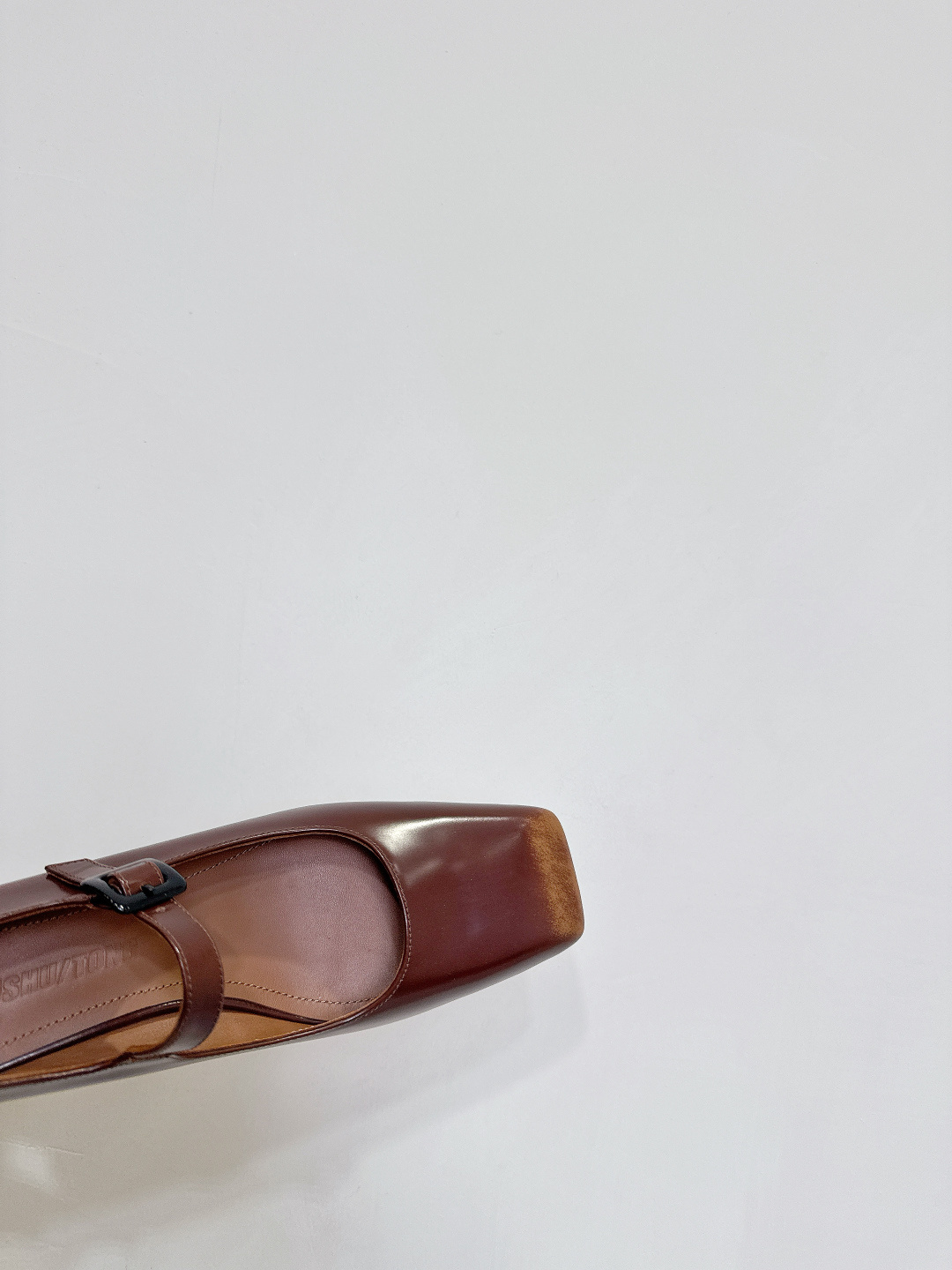 Fashionable Shoes by Shushu Tong: Stylish, Sweet, and Imported Materials - 图片 8