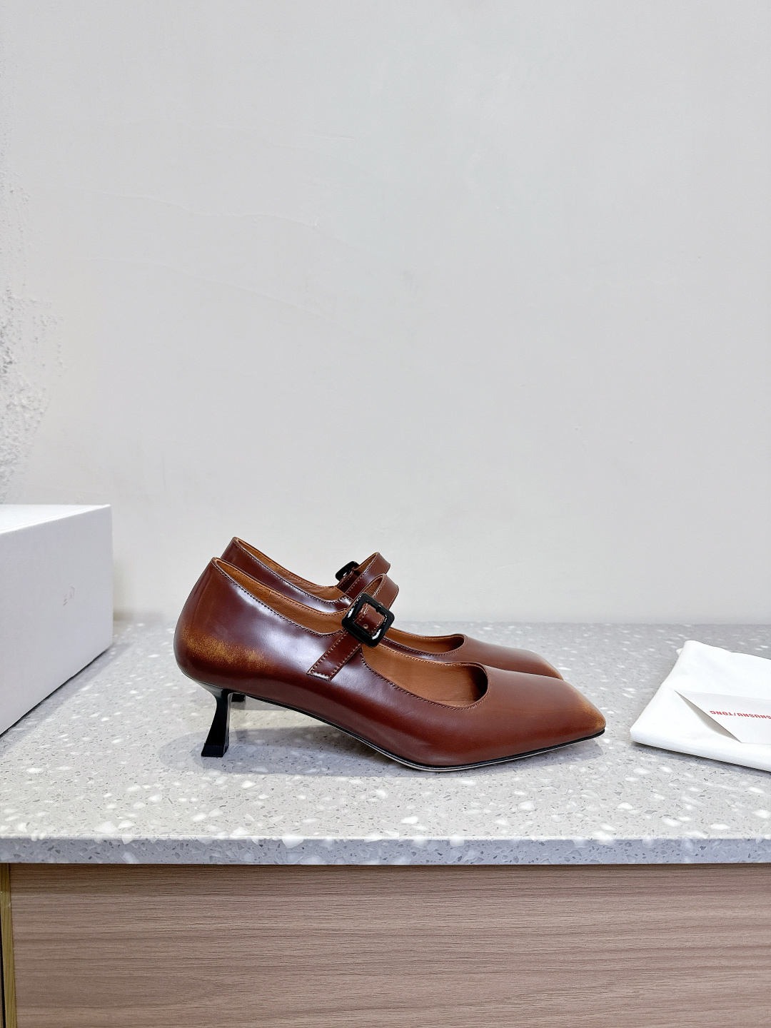 Fashionable Shoes by Shushu Tong: Stylish, Sweet, and Imported Materials - 图片 5