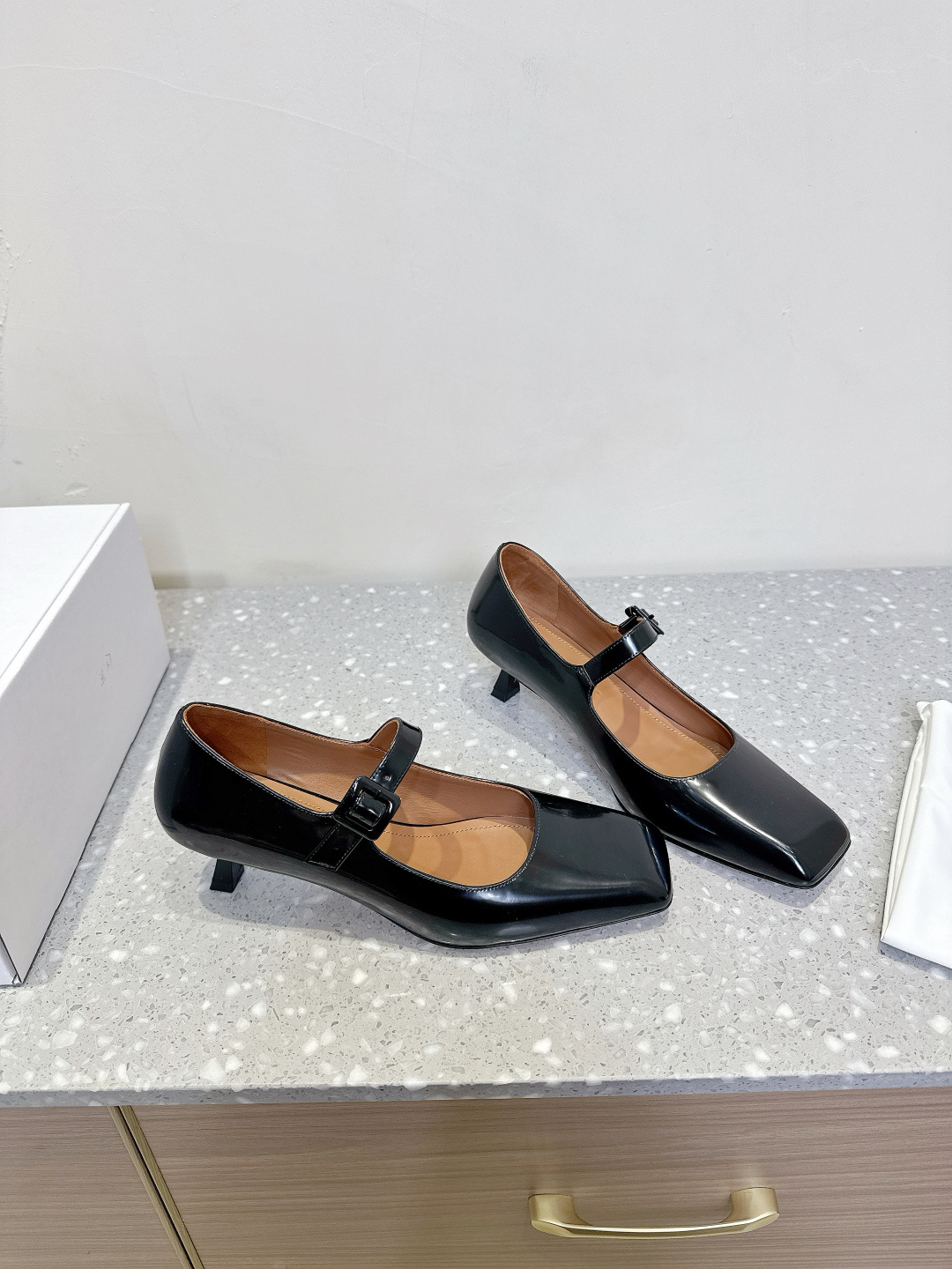 Stylish Shoes by Shushu Tong: Spring and Summer Collection Overview - 图片 4