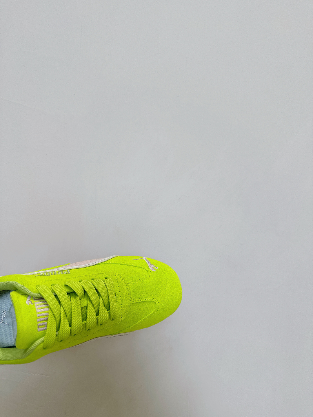 PUMA Cross-Border Collaboration: Unique Retro Shoes for Spring and Summer - 图片 8