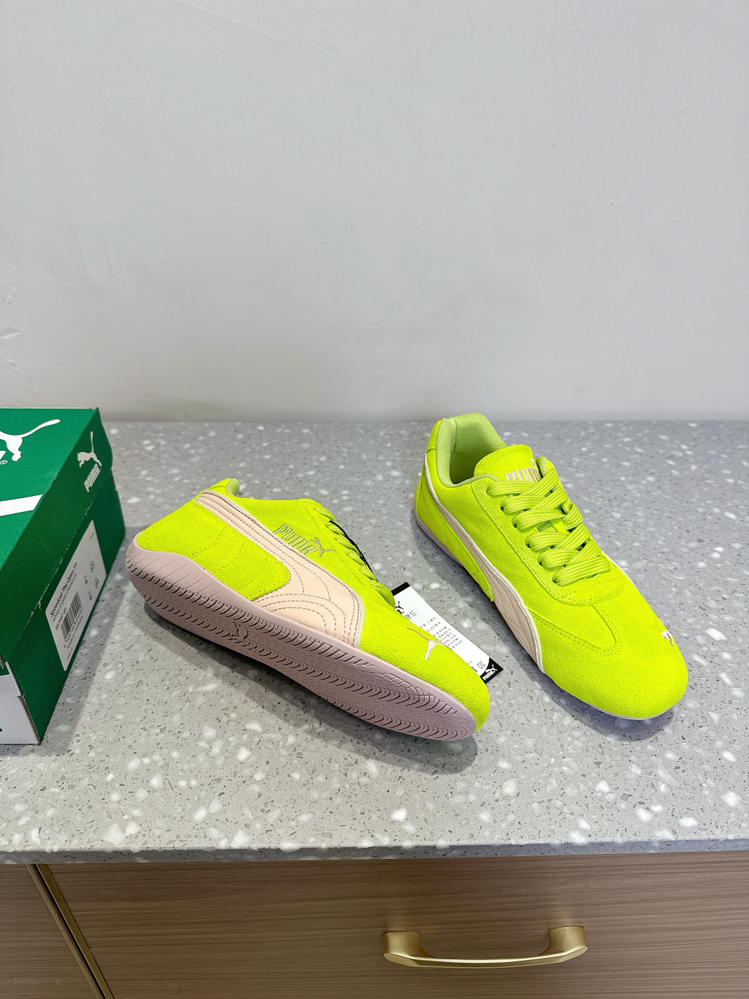 PUMA Cross-Border Collaboration: Unique Retro Shoes for Spring and Summer - 图片 4