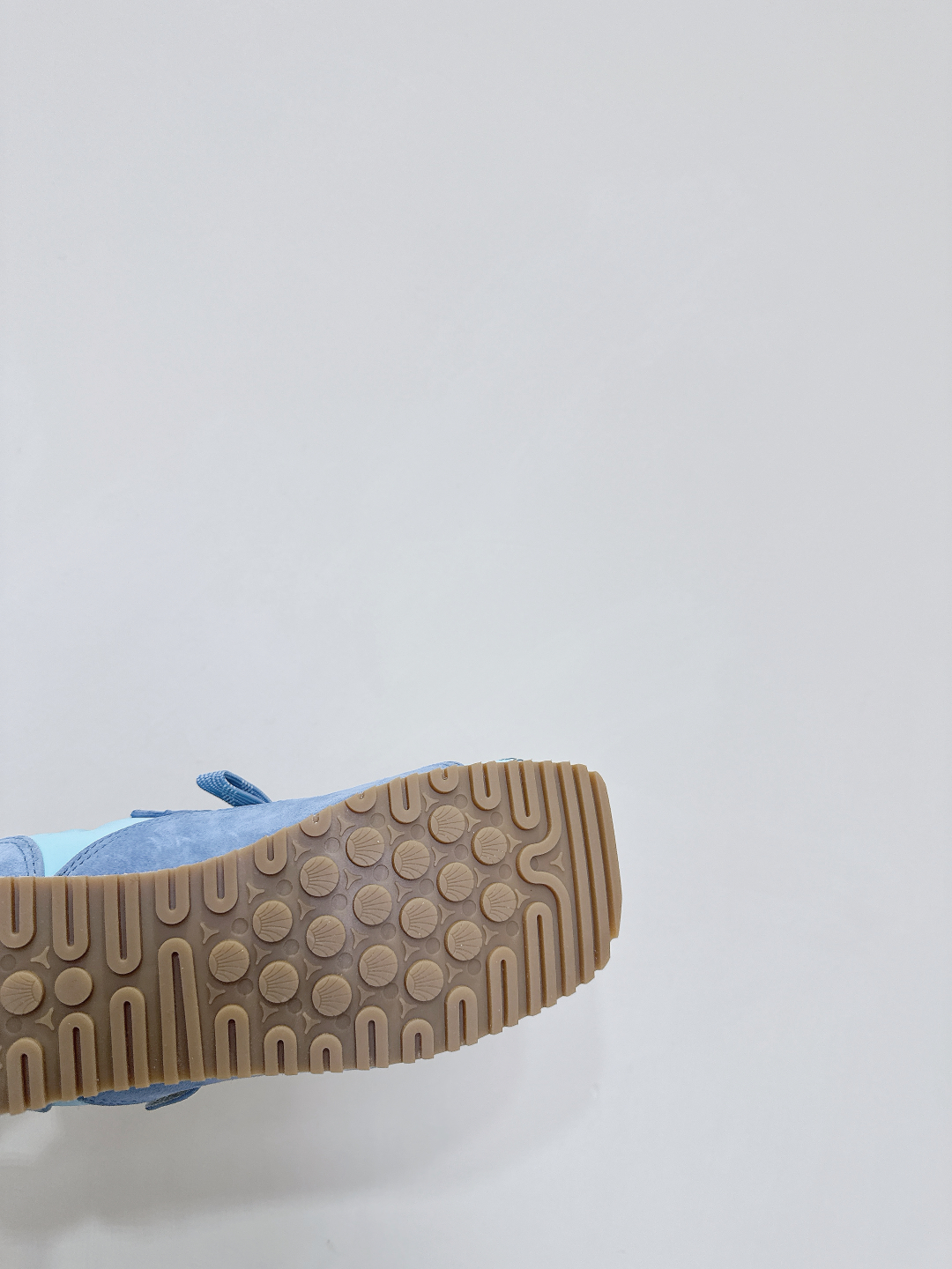 “Sugarsu Ballet Shoes: Summer Collection in Sheepskin and Yellow Weaves, Comfortable Design for Little Designers” - 图片 9