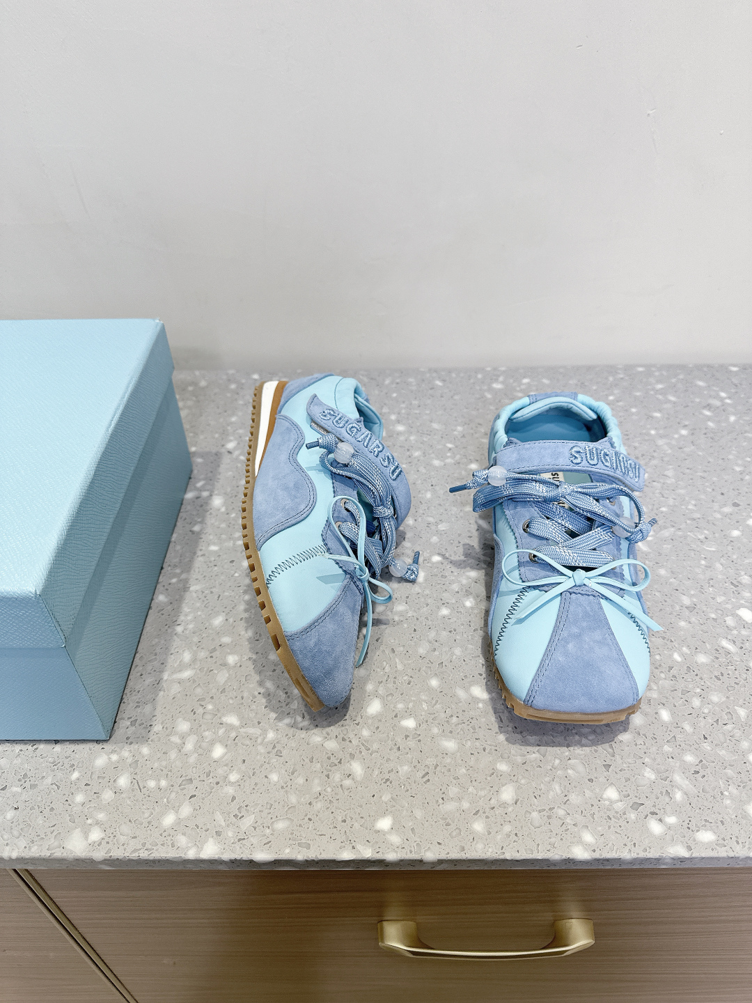 “Sugarsu Ballet Shoes: Summer Collection in Sheepskin and Yellow Weaves, Comfortable Design for Little Designers” - 图片 2