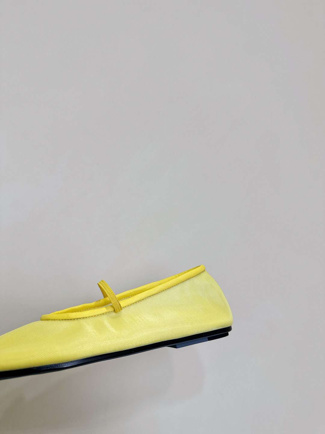 Spring/Summer Collection: 450 in The Row Mary Jane Sock Flat Shoes - 图片 7