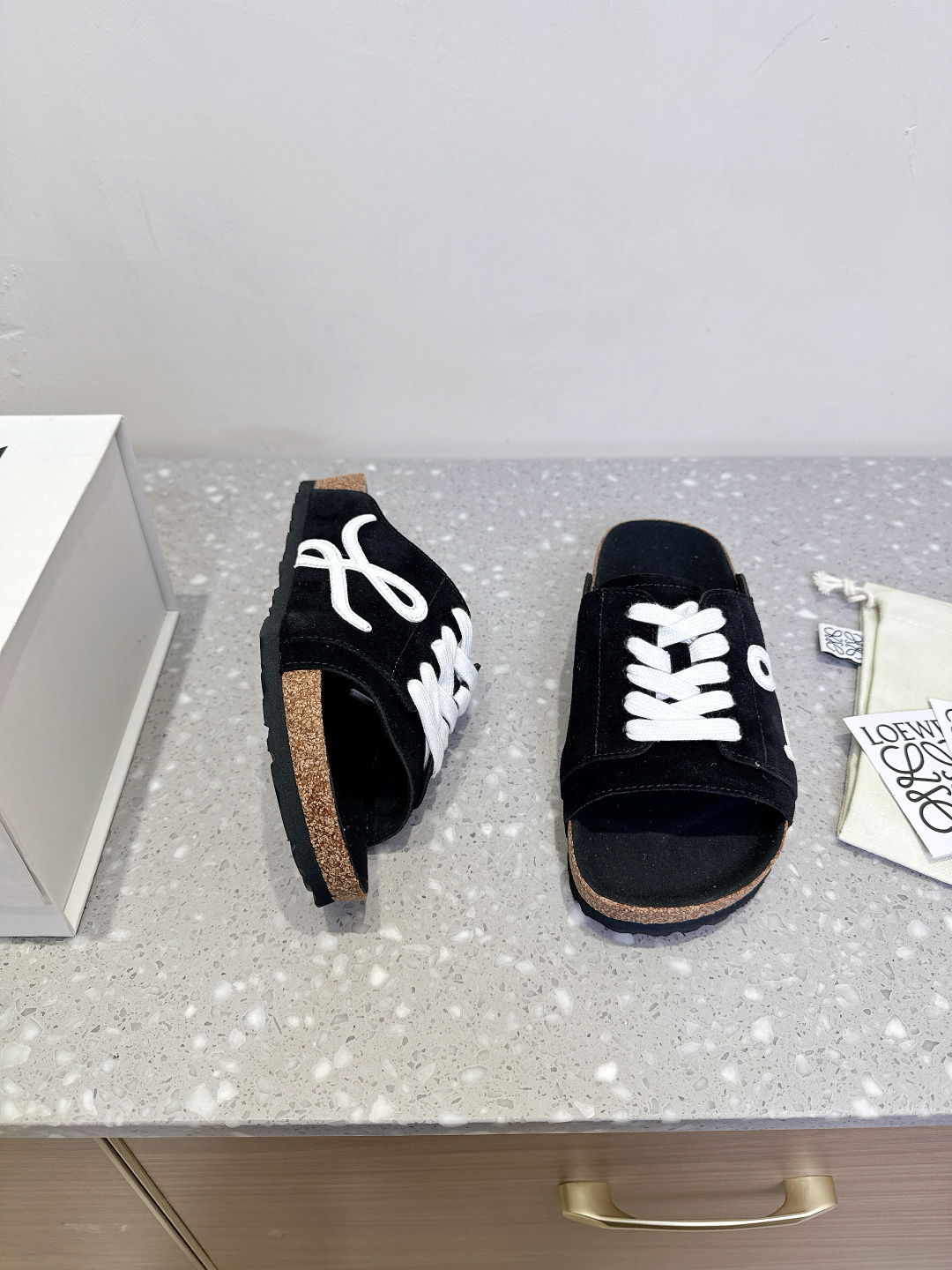Loewe 罗意威 25ss春夏新款 博肯 拖鞋