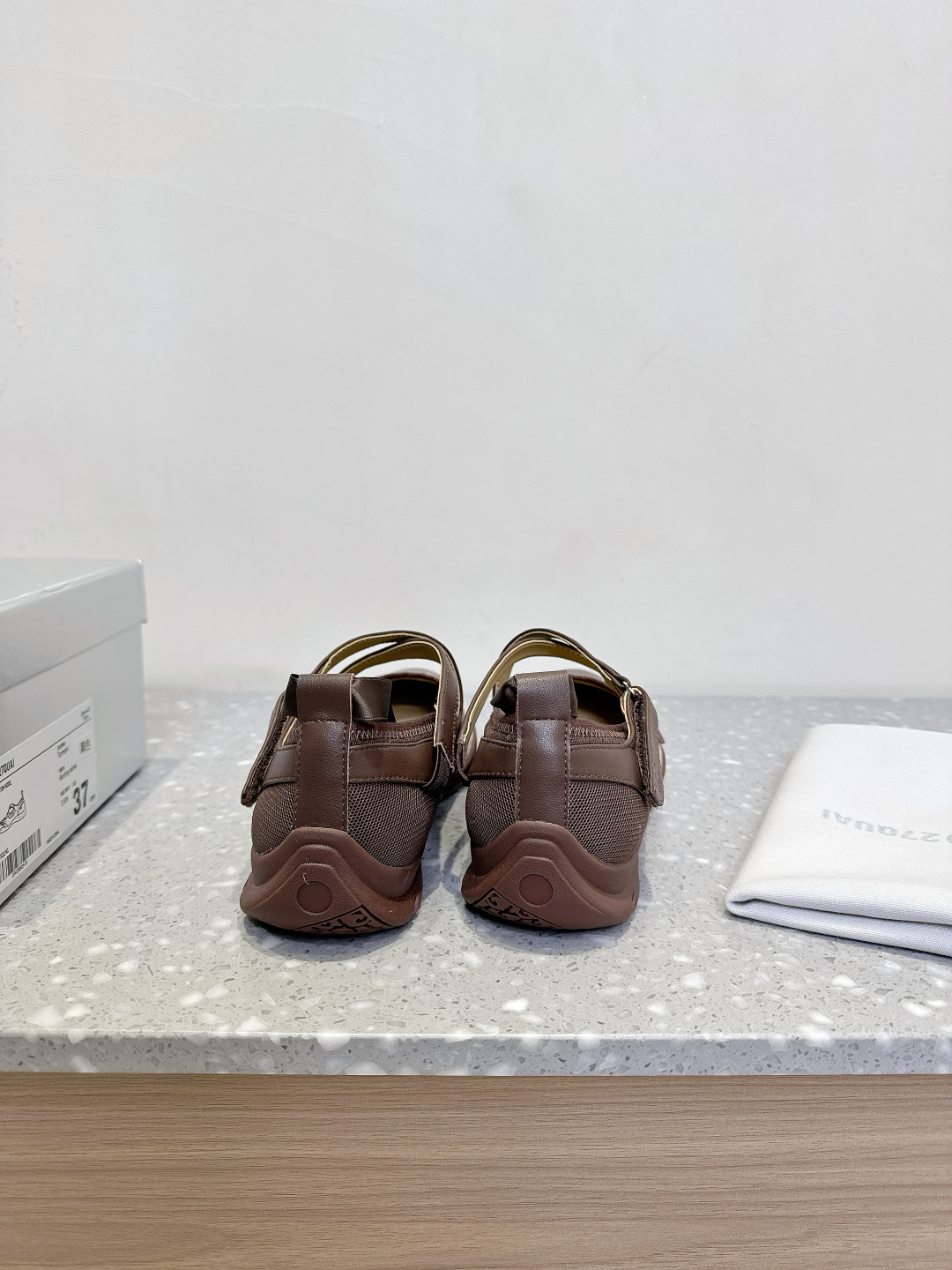 “Spring and Summer New Women’s Sports Shoes: Boxing Boots and Ballet Shoes Design, Comfortable and Fashionable” - 图片 6